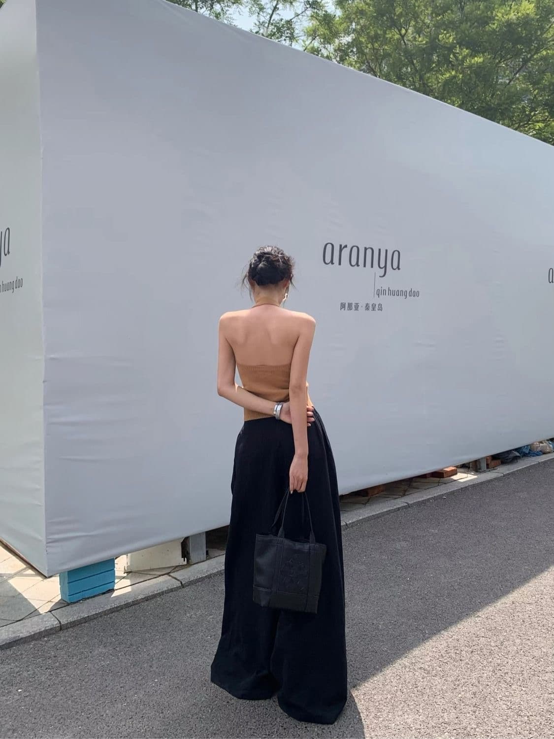 프랑스식 니트 행침 목 슬립 작은 조끼 여성 여름 디자인 센스 작은 대중 달콤한 핫걸 백리스 쇼트 스타일 맨위 여성 의류 상세 이미지 7