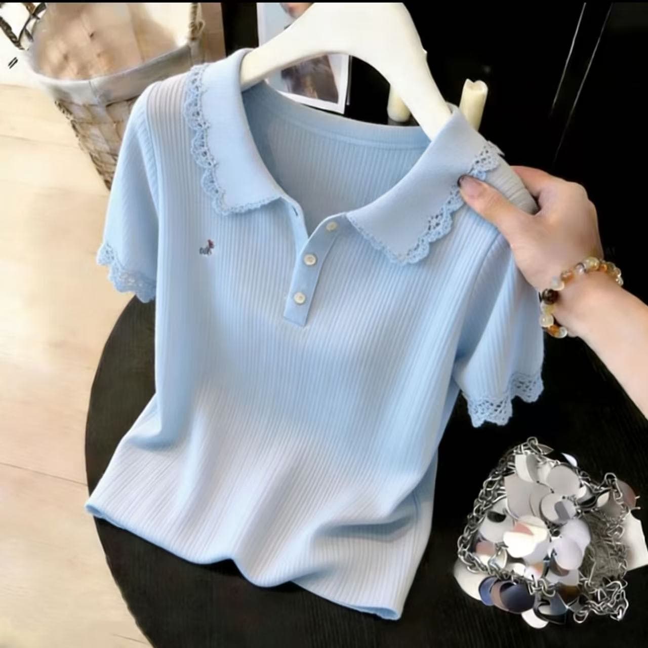 한 부서 레이스 조각 반팔 POLO 칼라 니트 스웨터 여성 2026 여름 새로운 부드러운 연령 감소 티셔츠 맨위 상세 이미지 4