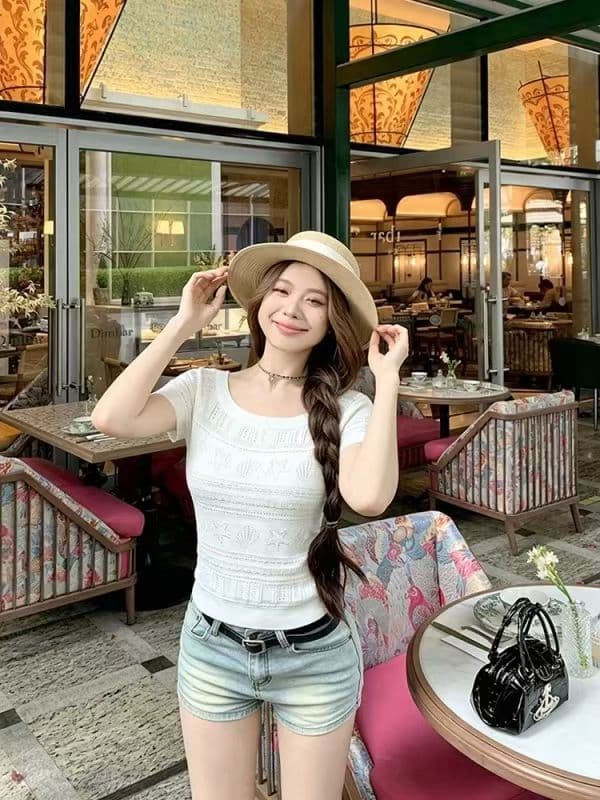 yy 트렌드 직접 만든 한 부서 부드러운 바람 홀로우 아웃 자수 비스듬한 어깨 반팔 니트 스웨터 이른 봄 허리 수축 슬림해 보이는 맨위 상세 이미지 7