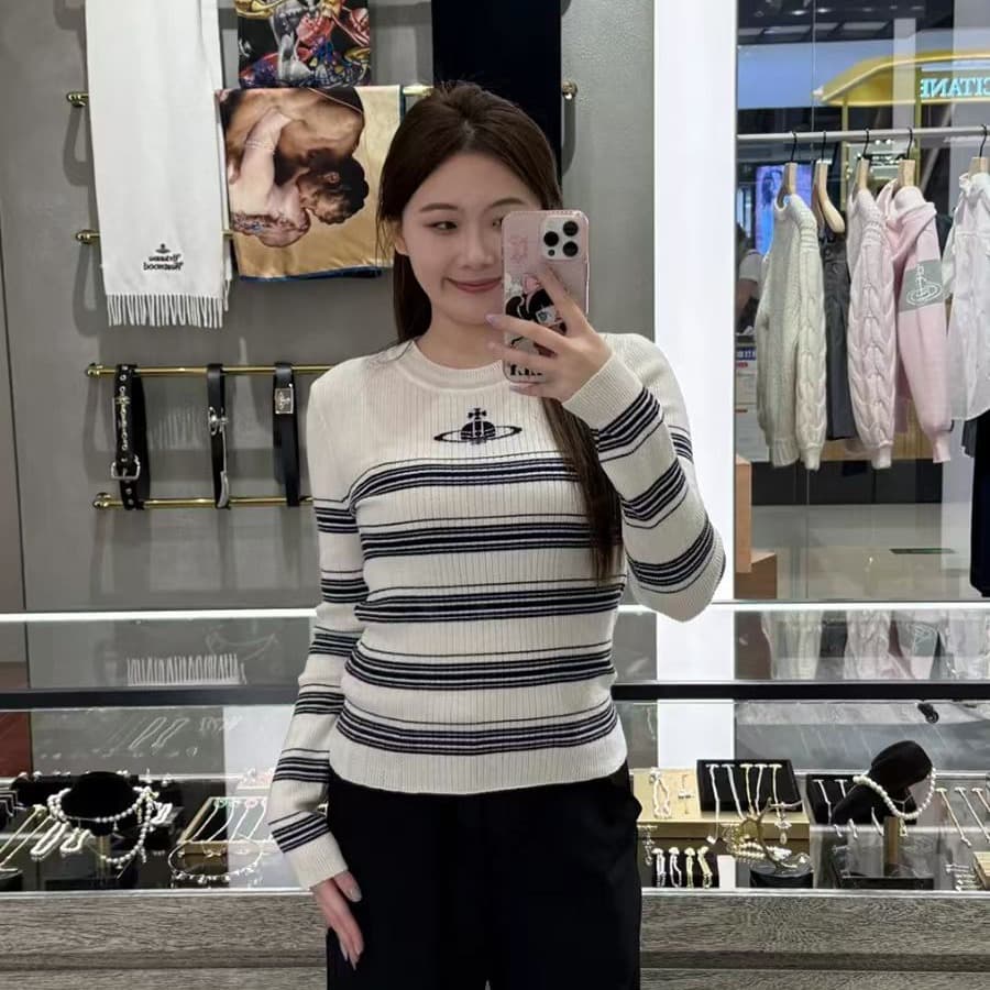2026 한 부서 느긋한 바람 스트라이프 긴팔 라운드 넥 티셔츠 이른 가을 새로운 루즈핏 캐주얼 다용도 기본 셔츠 맨위 이미지 4