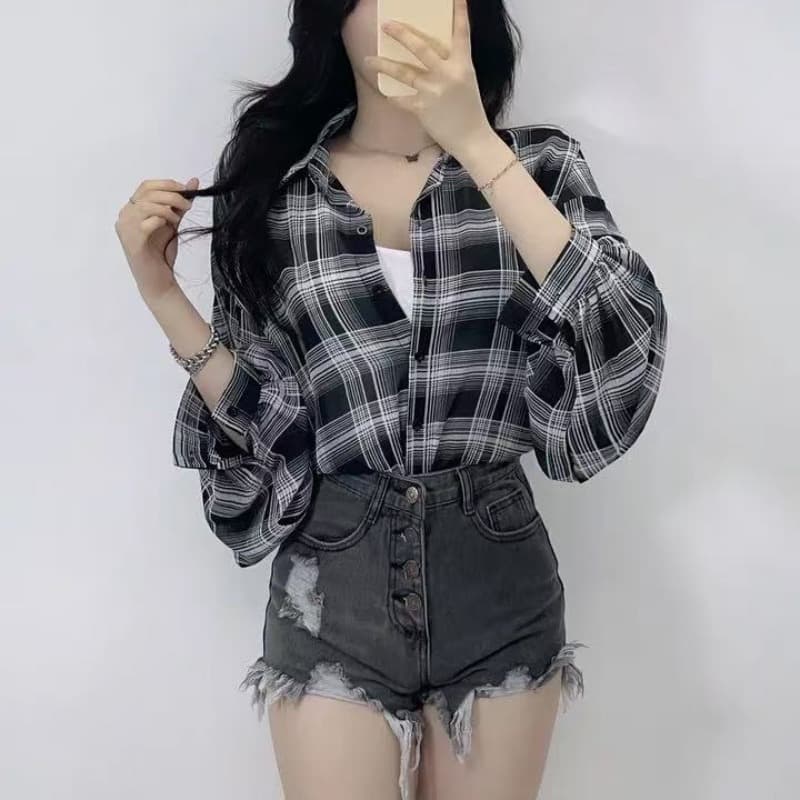 한국 스타일 여름 클래식 체크무늬 얇은 스타일 셔츠 캐주얼 루즈핏 작은 대중 자외선 차단 의류 여성 재킷 맨위 긴팔 셔츠 이미지 5