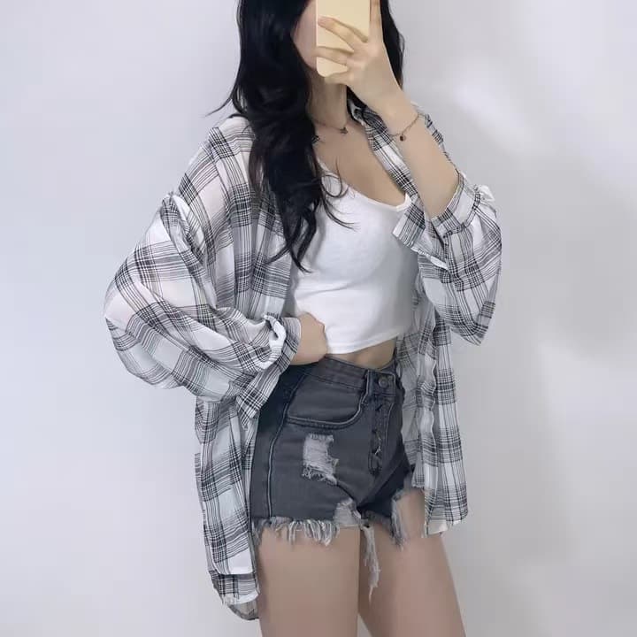 한국 스타일 여름 클래식 체크무늬 얇은 스타일 셔츠 캐주얼 루즈핏 작은 대중 자외선 차단 의류 여성 재킷 맨위 긴팔 셔츠 상세 이미지 5