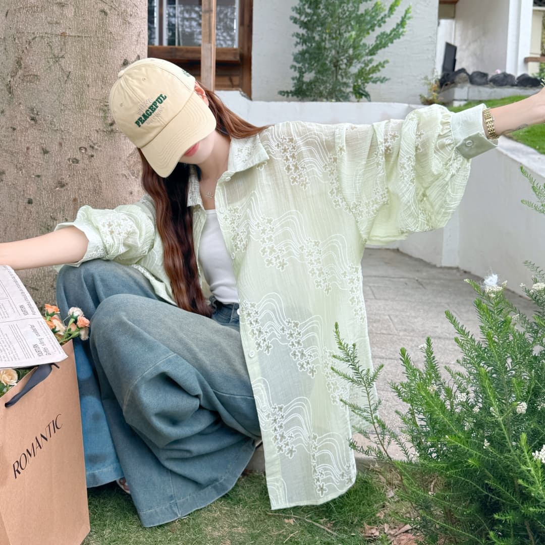 한국 스타일 여름 oversize 별 자수 셔츠 긴팔 루즈핏 긴팔 캐주얼 자외선 차단 셔츠 여성 재킷 트렌디 이미지 2