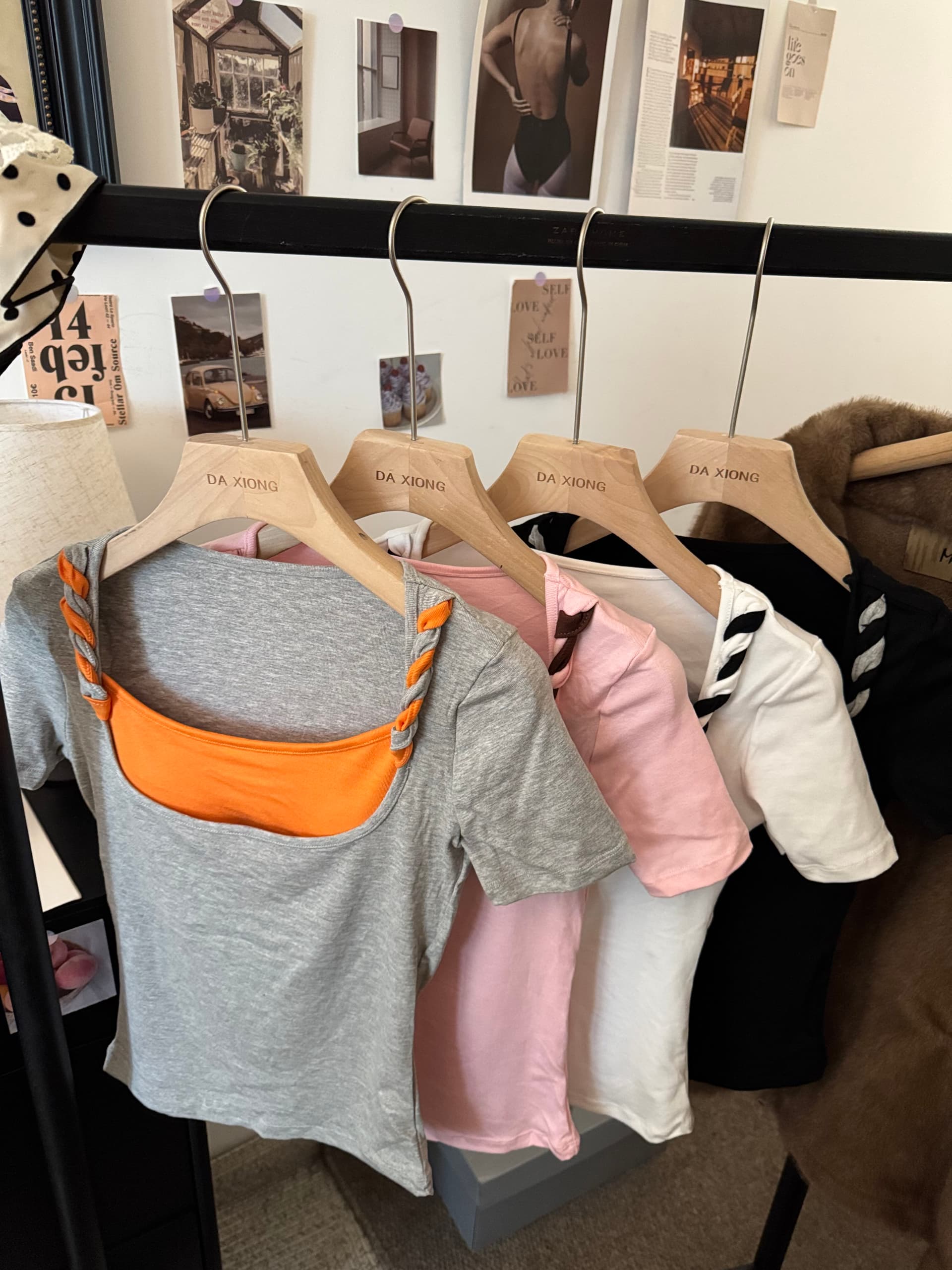 실사 핫걸 디자인 센스 배색 패치워크 비틀림 페이크 레이어드 반팔 티셔츠 여성 여름 Chic 슬림해 보이는 맨위 상세 이미지 6