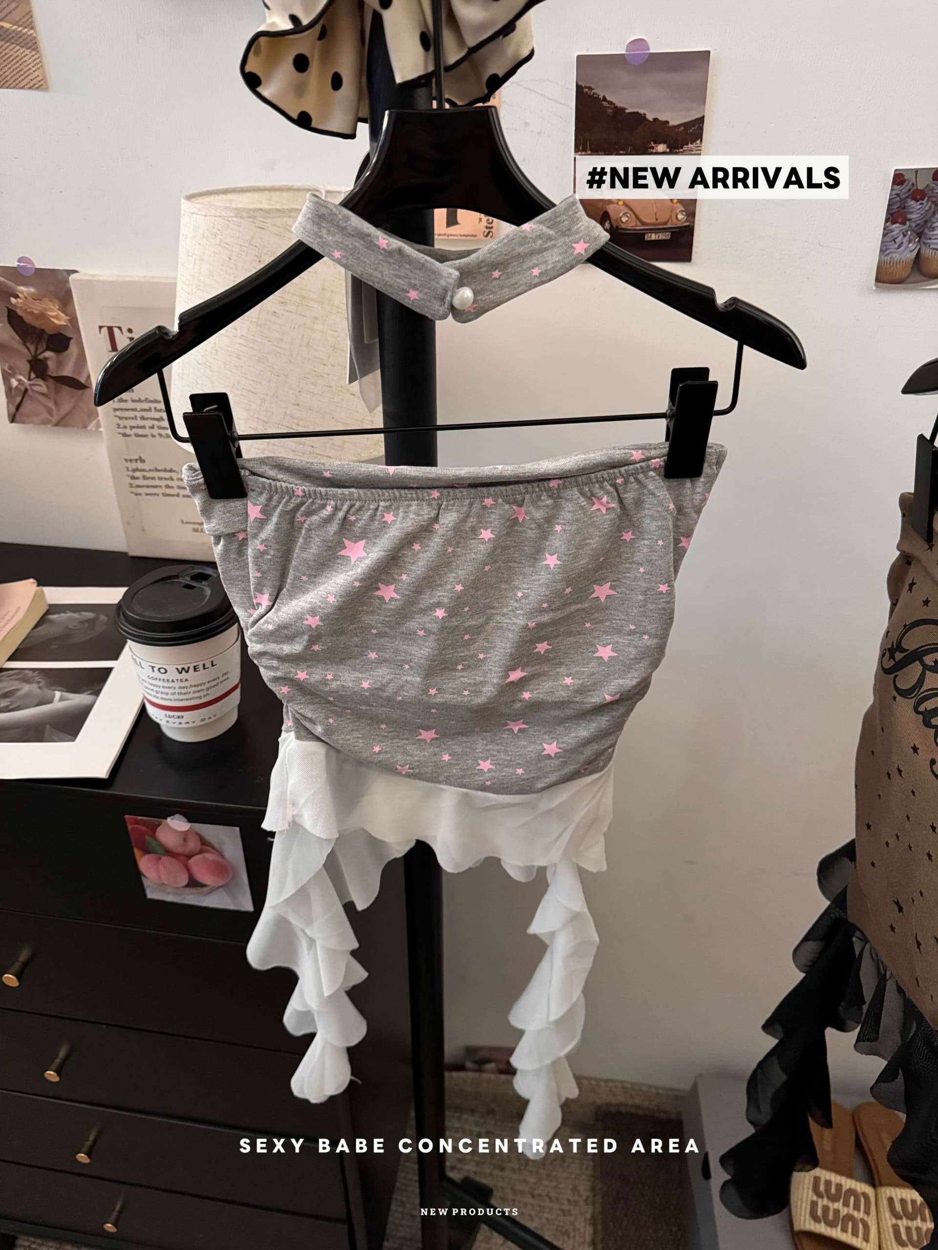 실사 여름 새로운 순수한 욕망 바람 알파벳 프린트 패치워크 리본 캐미솔 몸매 가꾸기 고정 벨트 가슴 패드 여성 이미지 3