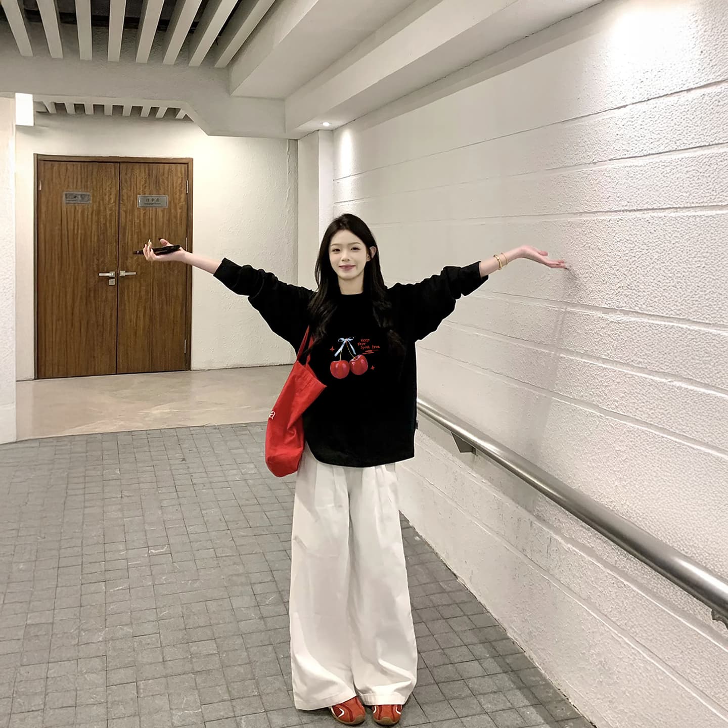 경관 그림 21 순면 210 그램 가을 의상 긴팔 티셔츠 여성 루즈핏 맨위 프린트 상세 이미지 4