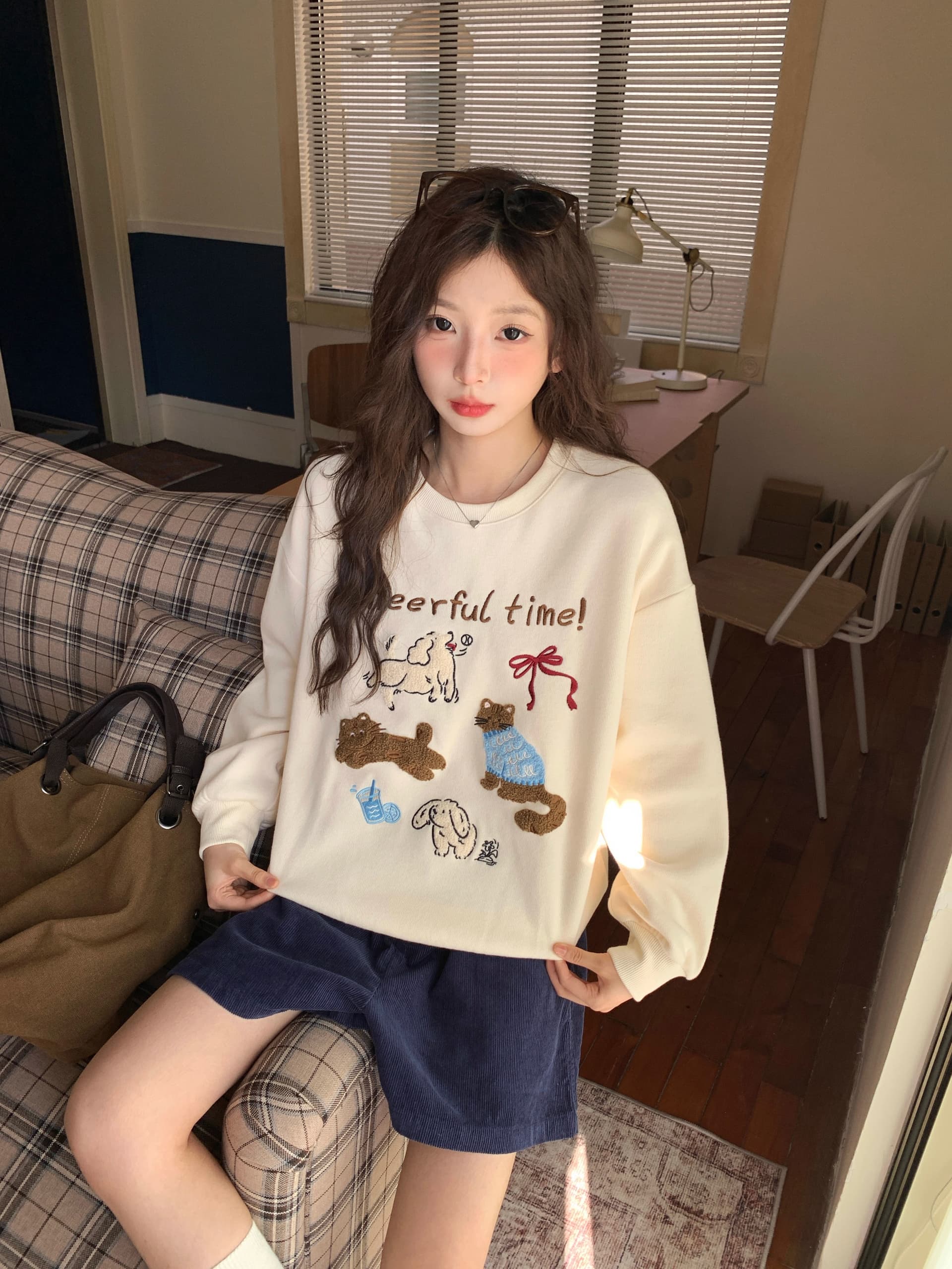 2026 후아 면 복합 얇은 스타일 털이 있는 달콤함 연령 감소 긴팔 후드티 여성 수건 자수 상세 이미지 2