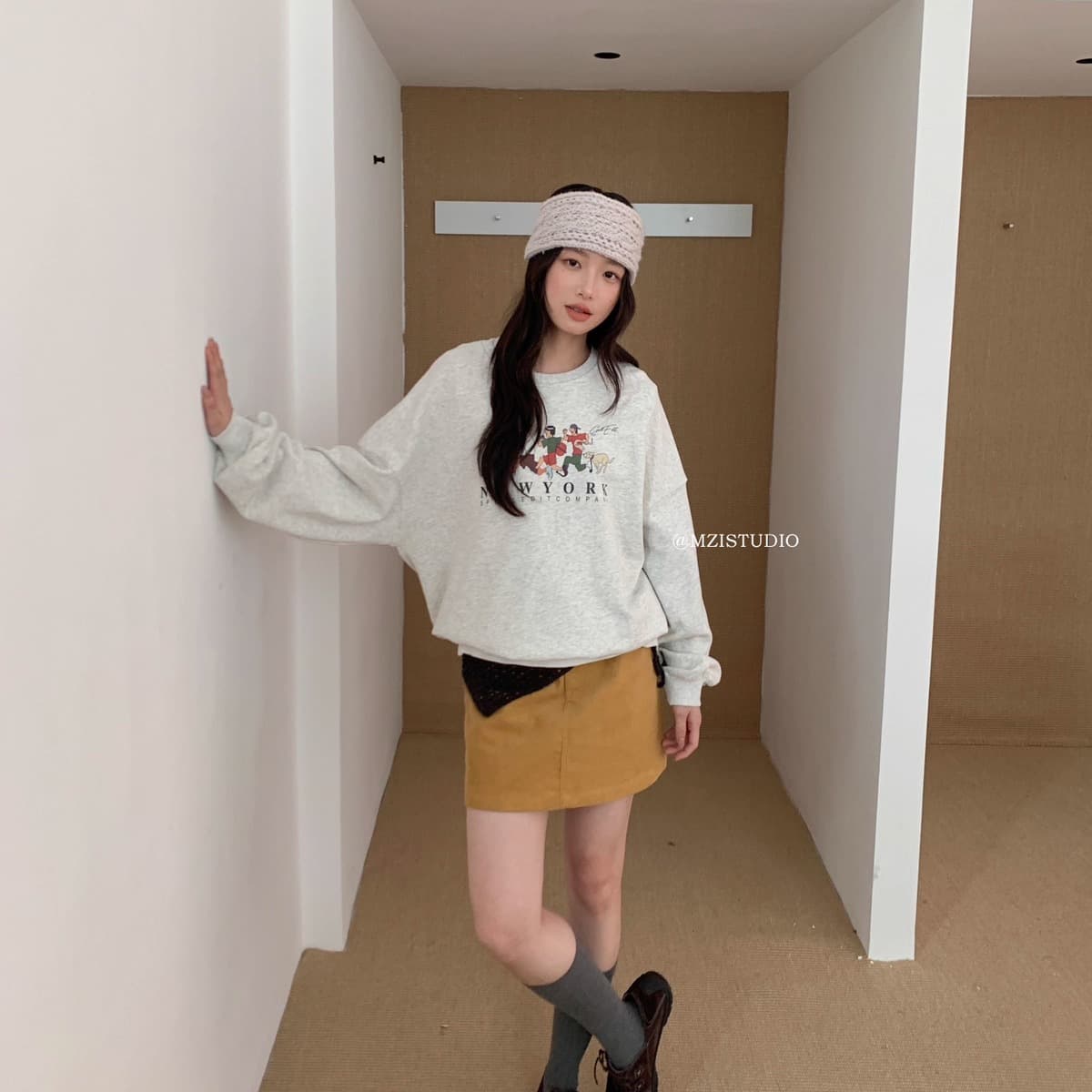 얇은 스타일 털이 있는 가을 겨울 의류 라운드 넥 후드티 여성 프린트 국경 간 상세 이미지 3