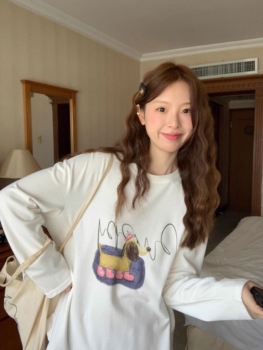 가을 의상 긴팔 티셔츠 여성 루즈핏 맨위 프린트 이미지 4