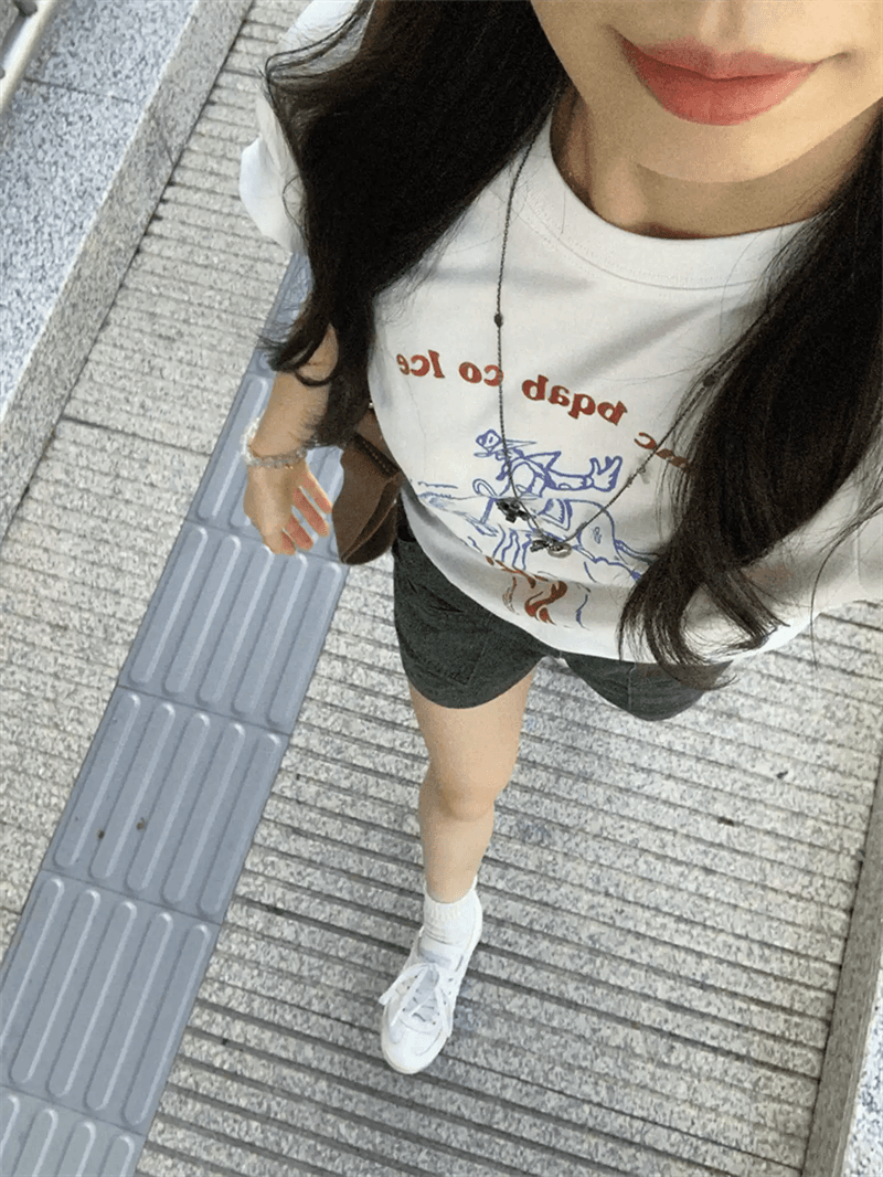 2026 한국 대외 무역 새로운 220 그램 92 면 8 암모니아 Lun 긍정적 인 어깨 반팔 티셔츠 여성 프린트 상세 이미지 6