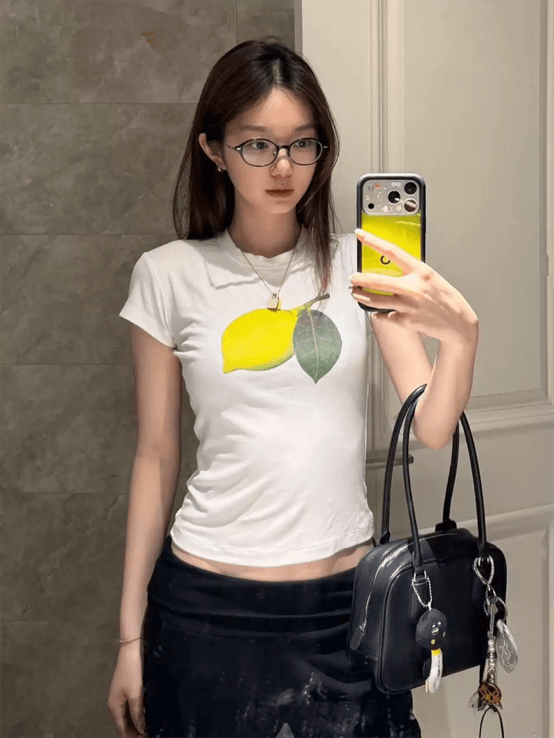 한 부서 순면 기본 셔츠 여성 2026 여름 새로운 레몬 프린트 라운드 넥 다용도 반팔 티셔츠 루즈핏 맨위