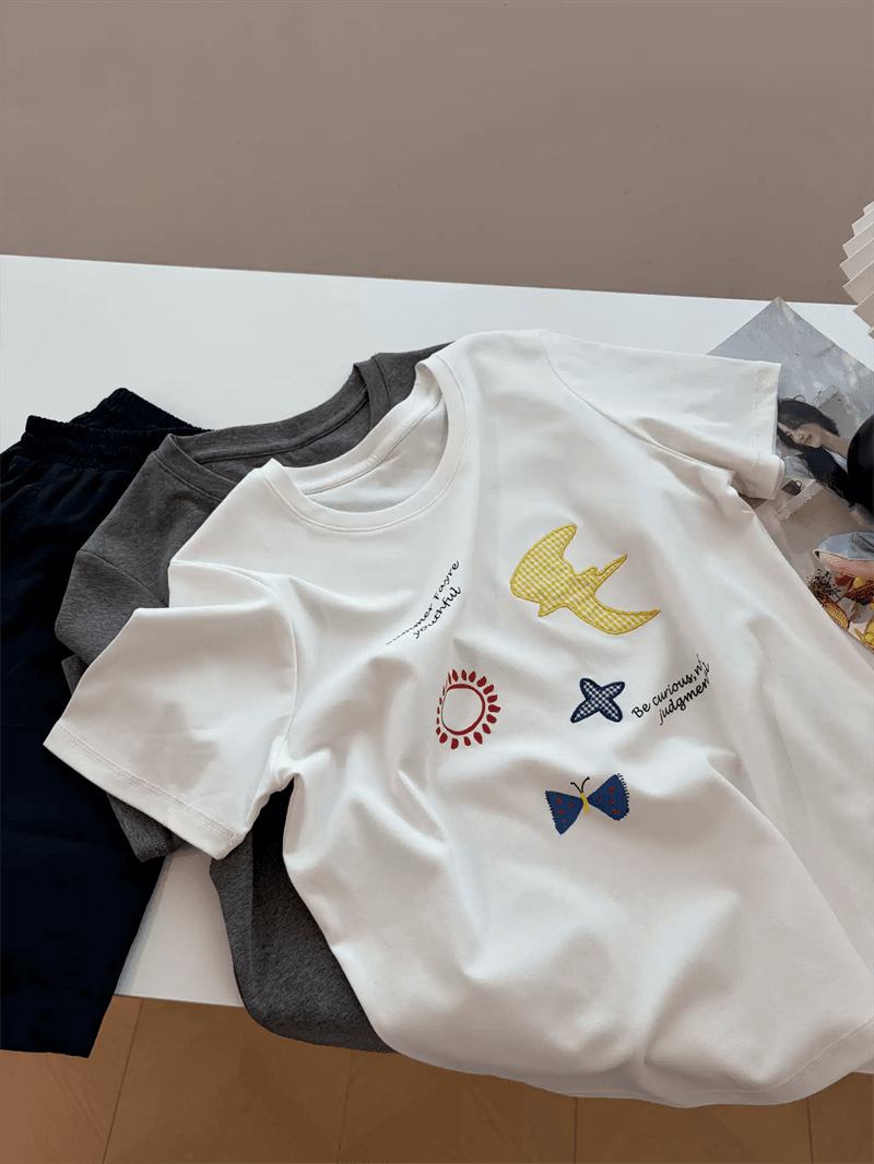 2026 한국 대외 무역 주문 패션 캐주얼 여름 드레스 한 부서 반팔 티셔츠 여성 한국 스타일 루즈핏 빅 사이즈 프린트 이미지 2