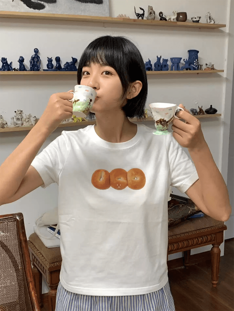 2026 한국 대외 무역 40 순면 220 그램 92 면 8 암모니아 Lun 긍정적 인 어깨 반팔 티셔츠 여성 프린트 이미지 3