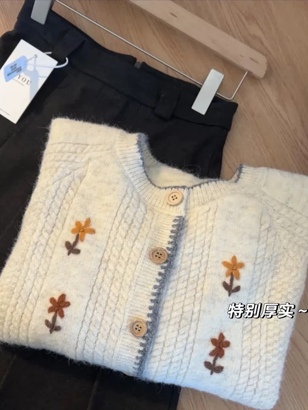 나만의 것을 가져와 라. 분위기 센스 레트로 꽃 수공 자수 무거운 작업 라운드 넥 스웨터 코트 문예 센스 우유 씽 하는 소리 맨위 이미지 2