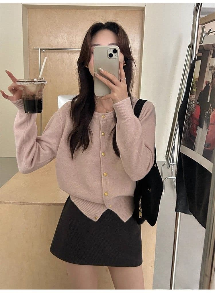 라운드 넥 부드러운 찹쌀 오픈 가디건 스웨터 여성 코트 가을 새로운 캐주얼 슬림해 보이는 단색 싱글 줄 버튼 니트 맨위 상세 이미지 19