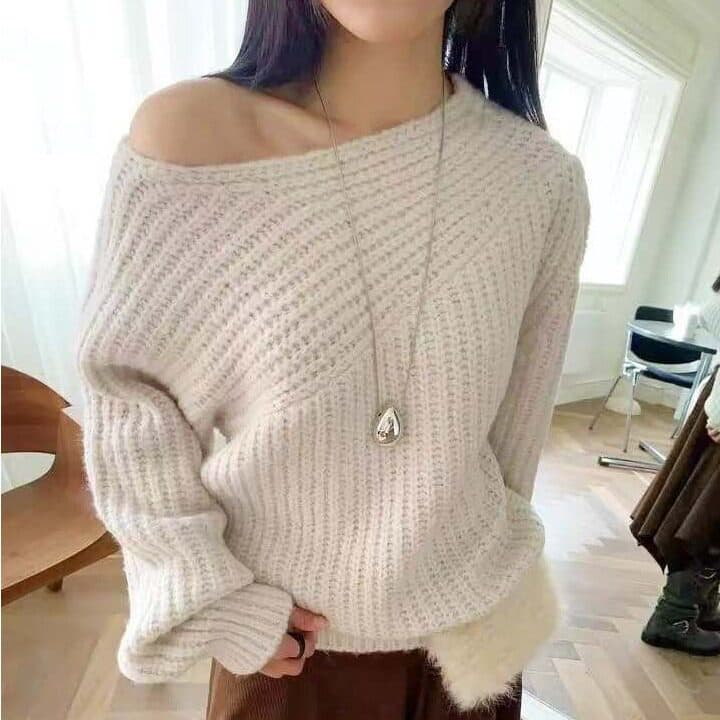 한국 chic 가을 겨울 느긋한 바람 디자인 센스 비스듬한 칼라 오프숄더 풀오버 스웨터 여자 루즈핏 슬림해 보이는 두꺼운 니트 스웨터 이미지 4