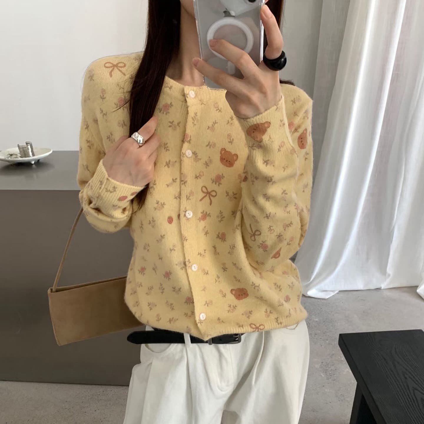 한 부서 작은 곰 꽃무늬 라운드 넥 루즈핏 긴팔 니트 오픈 가디건 여성 레저 슬림해 보이는 연령 감소 부드러운 찹쌀 스웨터 코트 이미지 3