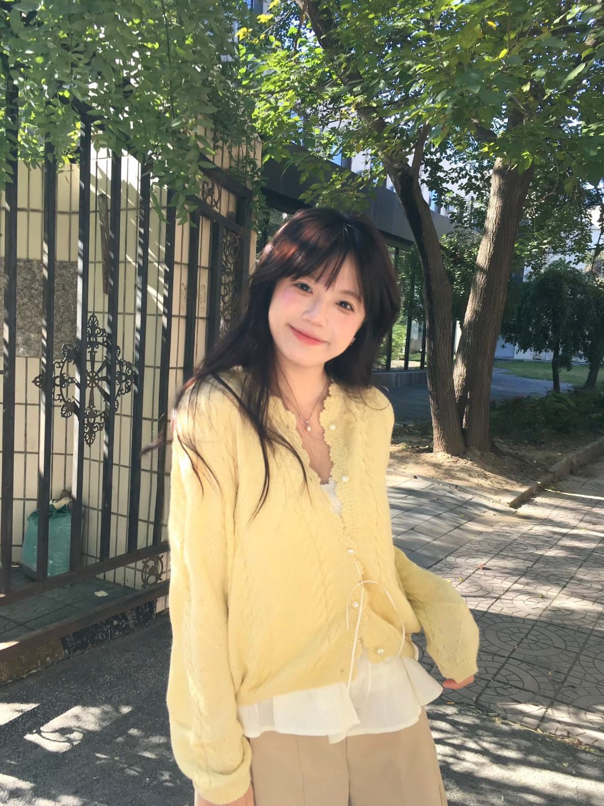 한 부서 부드러운 찹쌀 황색 라운드 넥 오픈 가디건 스웨터 여자 봄 슬림해 보이는 연령 감소 다용도 쇼트 스타일 니트 스웨터 맨위 재킷 상세 이미지 5