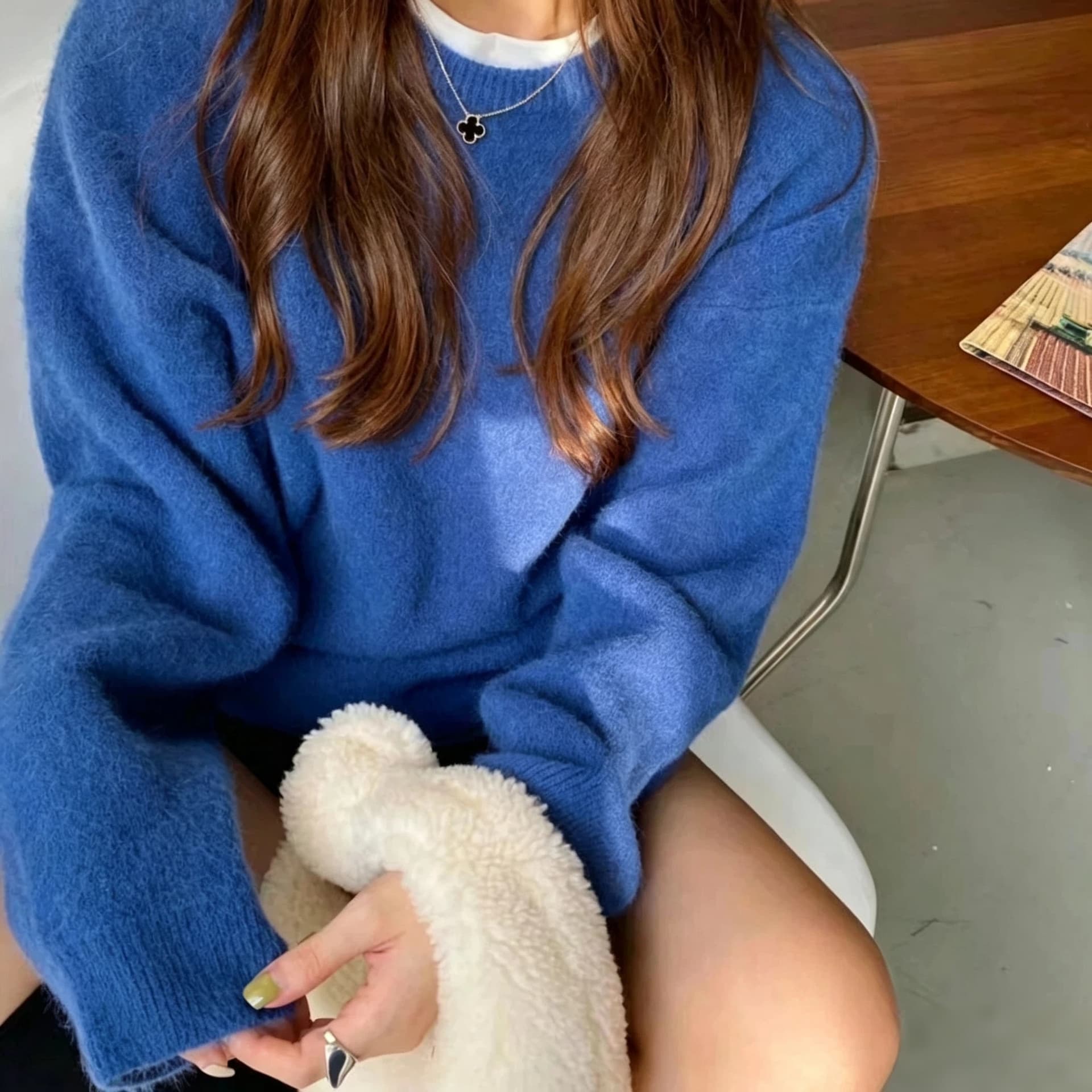 한 부서 새로운 미니멀리즘 부드러운 느긋한 바람 풀오버 라운드 넥 스웨터 여자 루즈핏 다용도 니트 맨위 가을 겨울 인사이드 가져 가라. 상세 이미지 4