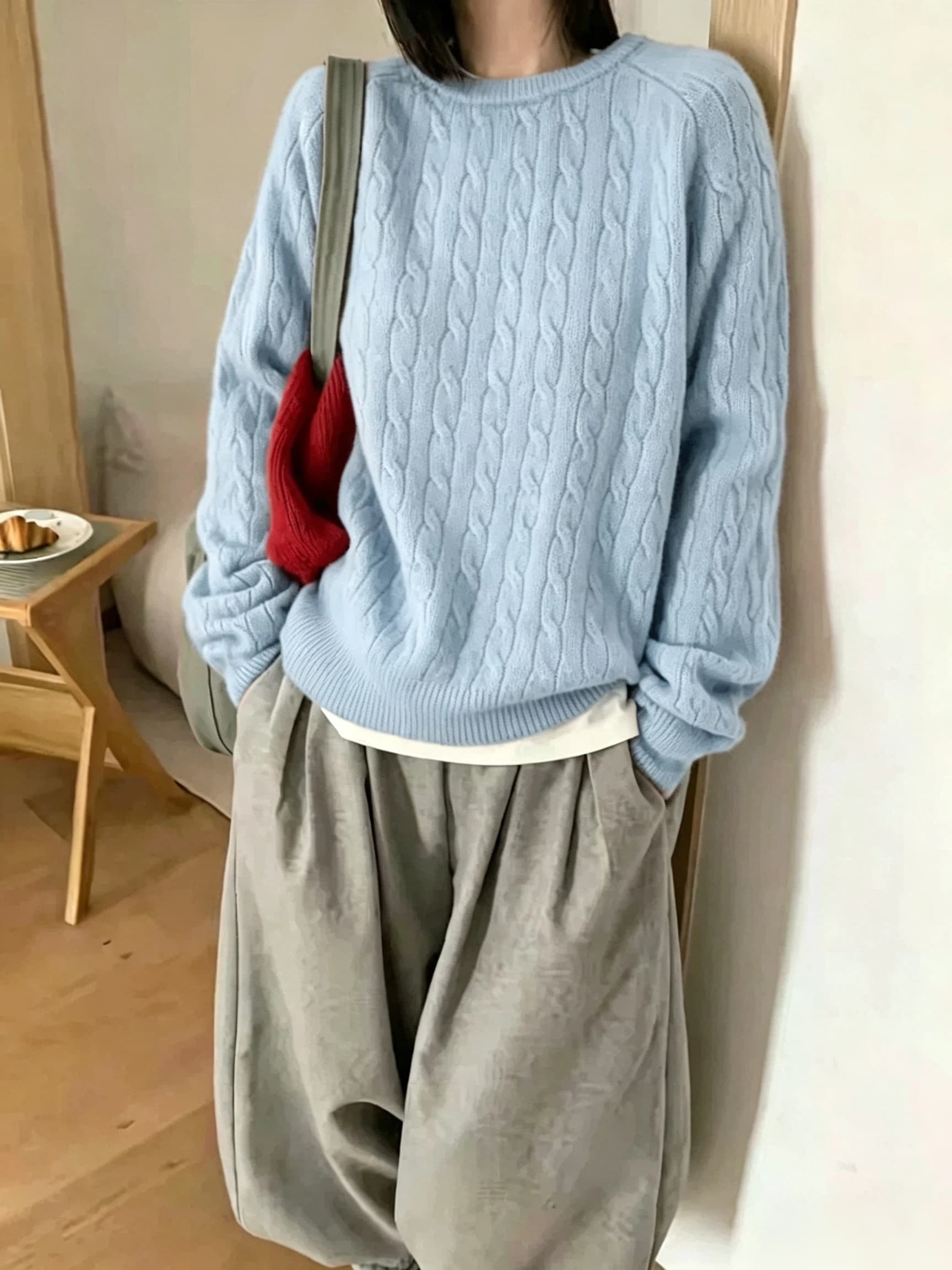 한 부서 클래식 꽈배기 라운드 넥 스웨터 여자 가을 겨울 의류 새로운 루즈핏 풀오버 니트 스웨터 단색 슬림해 보이는 기본 셔츠 이미지 2