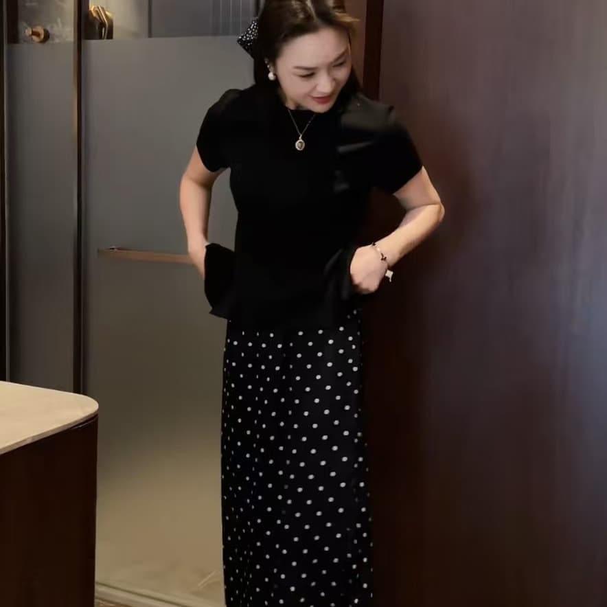 모달 섬유 편안함 부드럽다 단색 루즈핏 라운드 넥 반팔 세트 상세 이미지 1