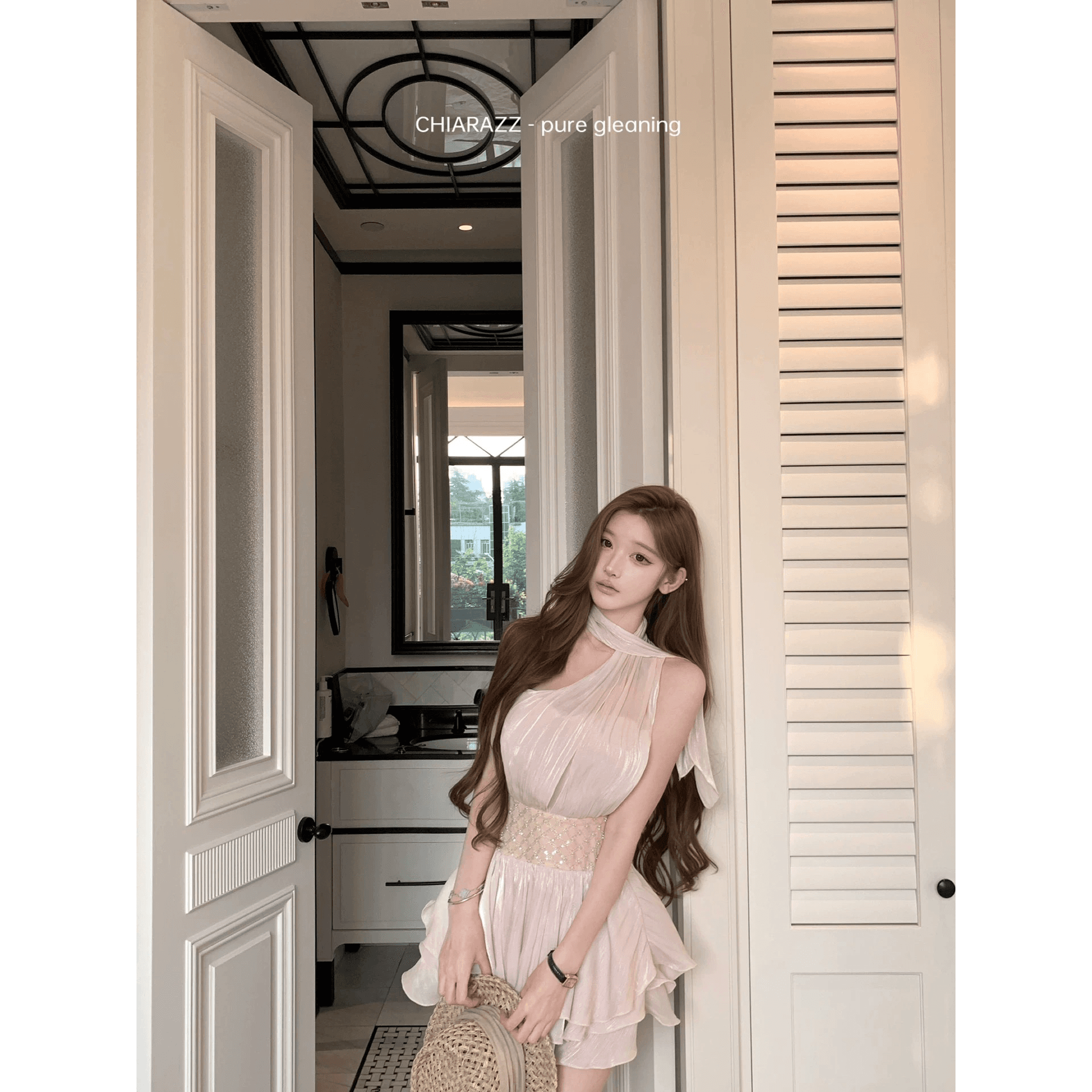 수영장 자오 짜오 26ss 깨진 훈련 은하계 다양한 착용 법 허리 훈련 사슬 샴페인 분말 행침 목 드레스 미니 스커트 이미지 5