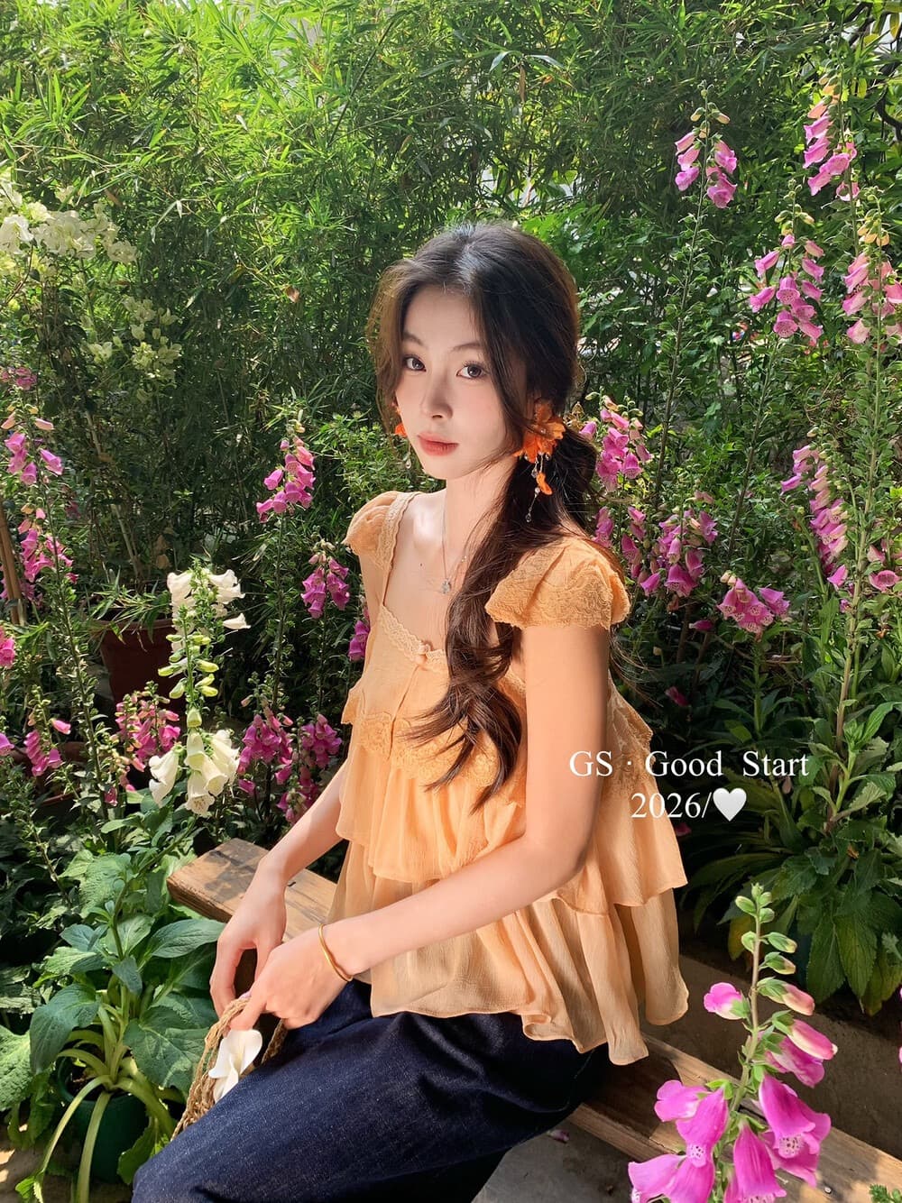 2026 여름 새로운 몸매 가꾸기 슬림해 보이는 민소매 맨위 디자인 센스 레이스 레이스 패치워크 캐미솔 상세 이미지 2