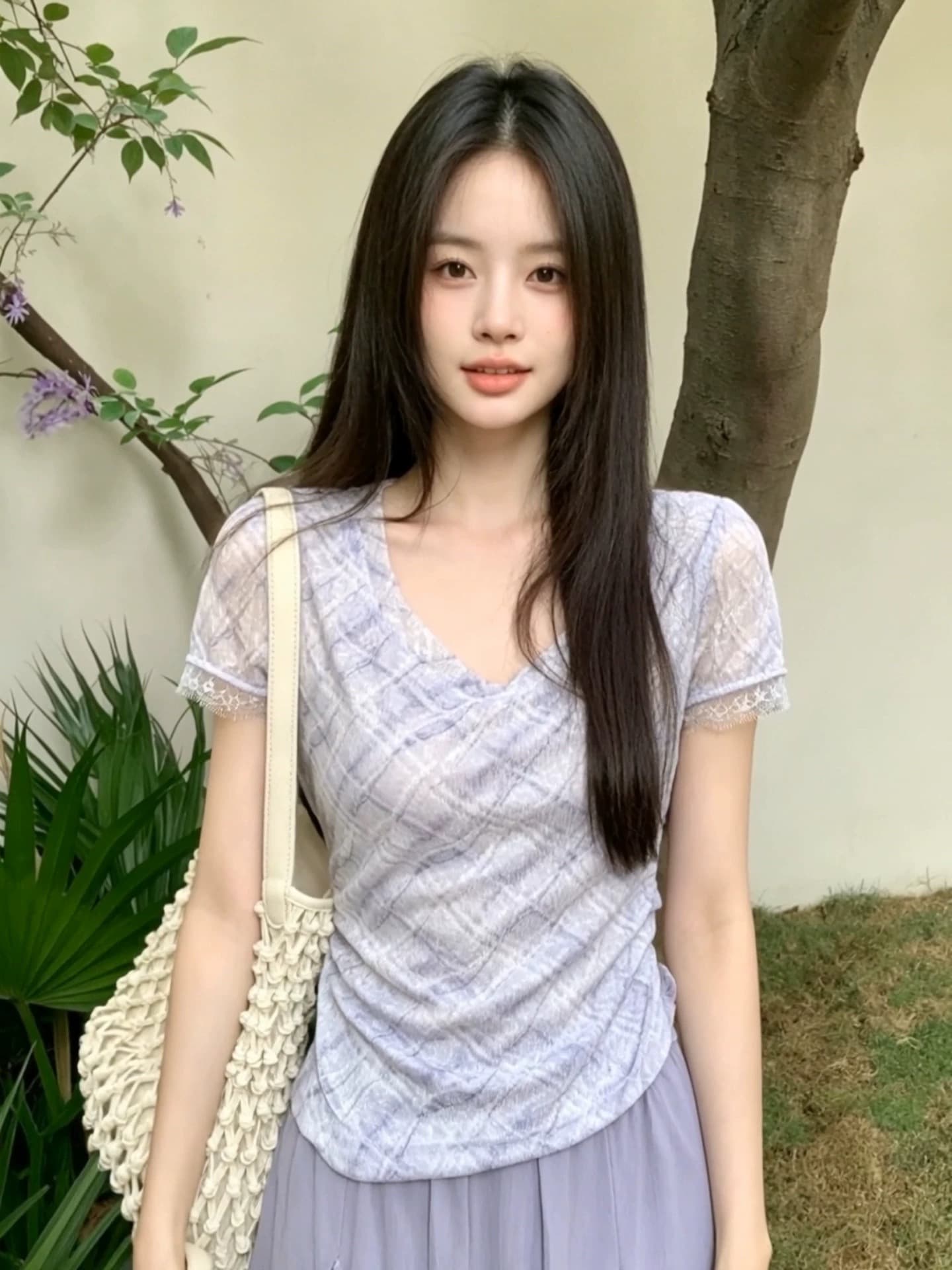 2026 년 여름 새로운 루즈핏 맨위 디자인 센스 작은 대중 고급 센스 레이스 자수 반팔 티셔츠 여성 상세 이미지 3