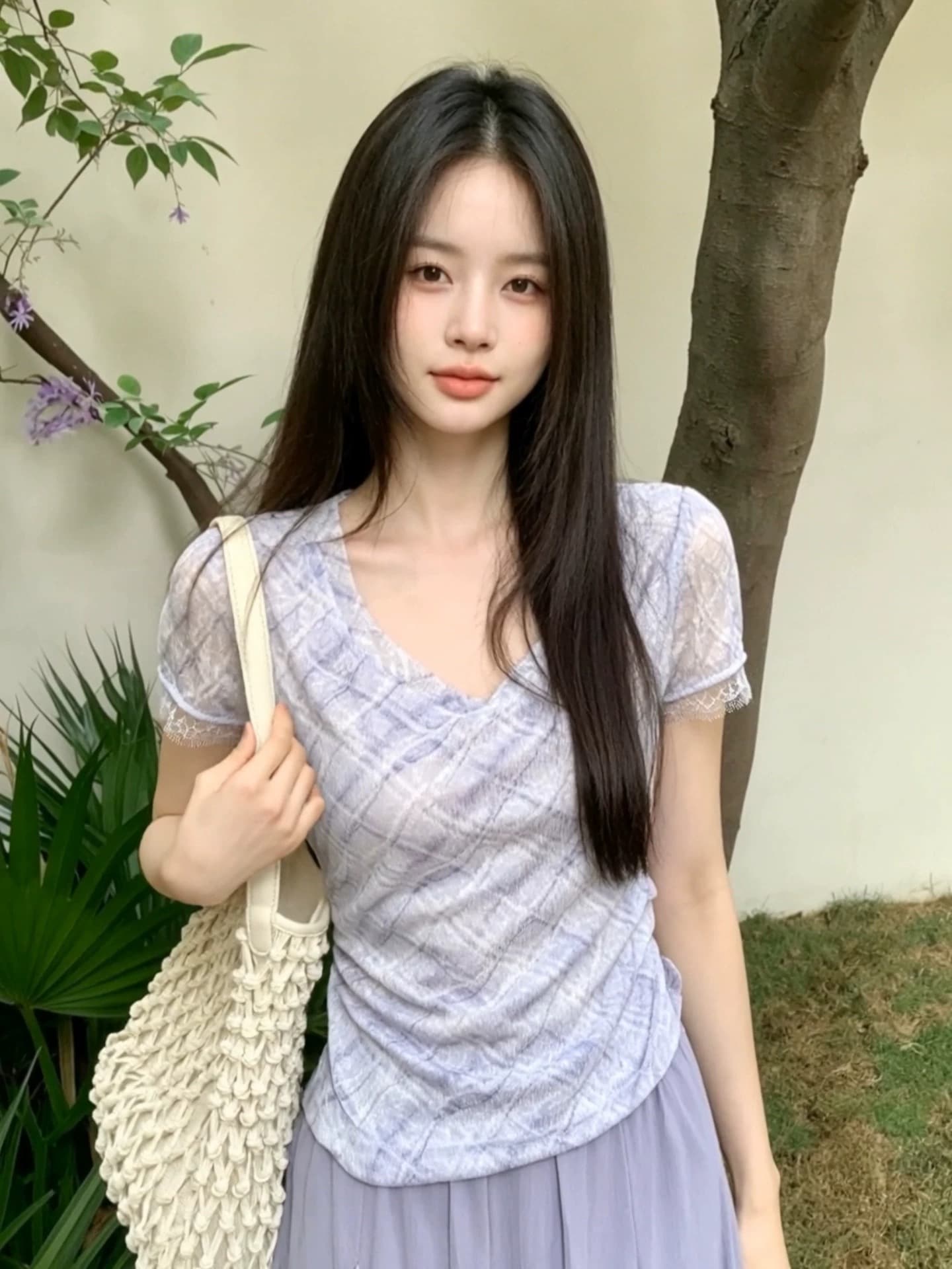 2026 년 여름 새로운 루즈핏 맨위 디자인 센스 작은 대중 고급 센스 레이스 자수 반팔 티셔츠 여성 상세 이미지 4