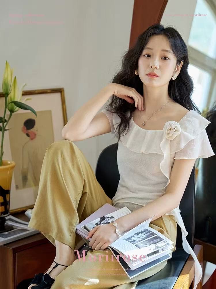 2026 여름 새로운 쉬폰 작은 셔츠 디자인 센스 작은 대중 고급 센스 3 차원 꽃 프릴 맨위 여성 상세 이미지 5