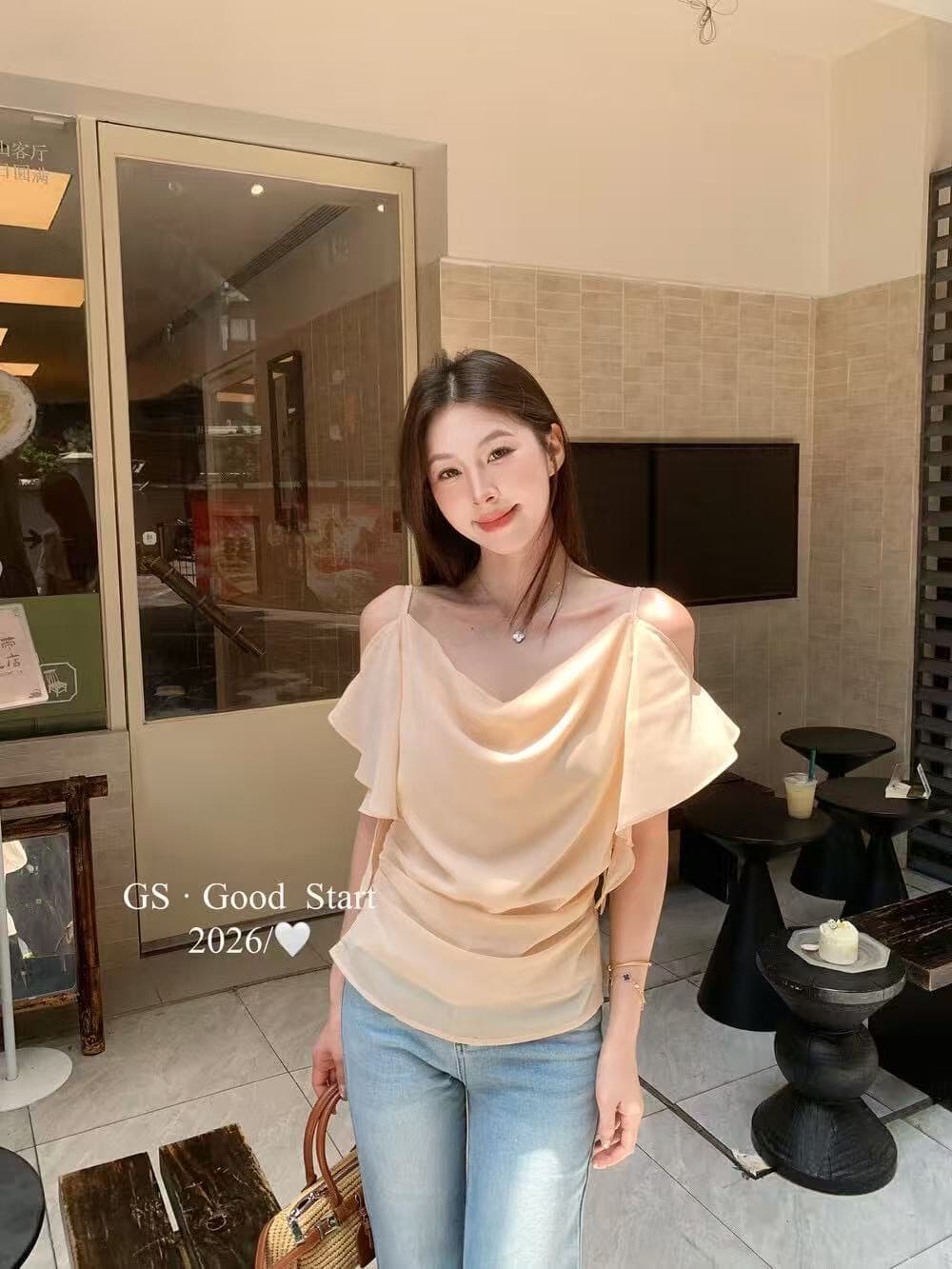 여름 디자인 센스 불규칙 주름 허리 수축 달콤한 매운맛 흔들다 칼라 프릴 오프숄더 반팔 티셔츠 여성 셔츠 상세 이미지 1