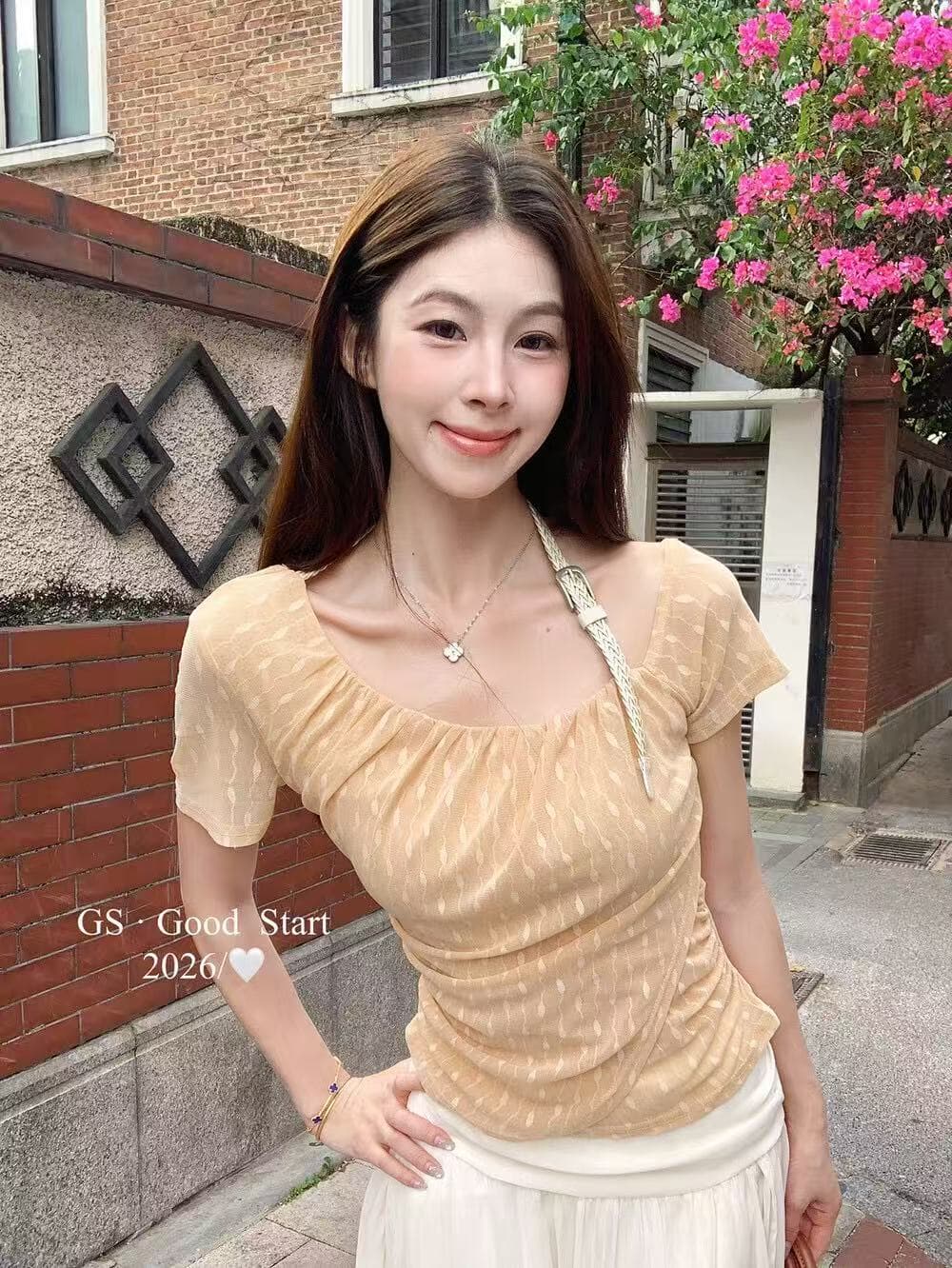 2026 년 여름 새로운 여성 의류 맨위 매운맛 한 부서 품격 세련된 디자인 센스 행침 목 레이스 셔츠 몸매 가꾸기 품격