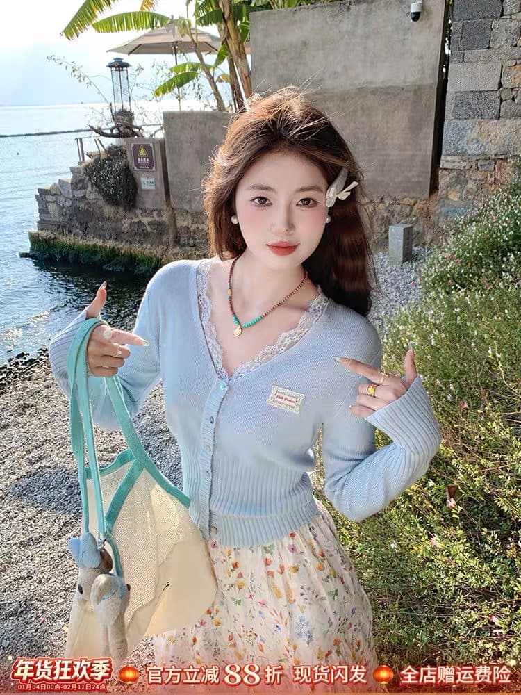 조기 봄 소녀 패치워크 레이스 측면 허리 수축 V넥 니트 스웨터 쇼트 스타일 다용도 긴팔 오픈 가디건 스택 착용 외부 가져 가라. 상세 이미지 2