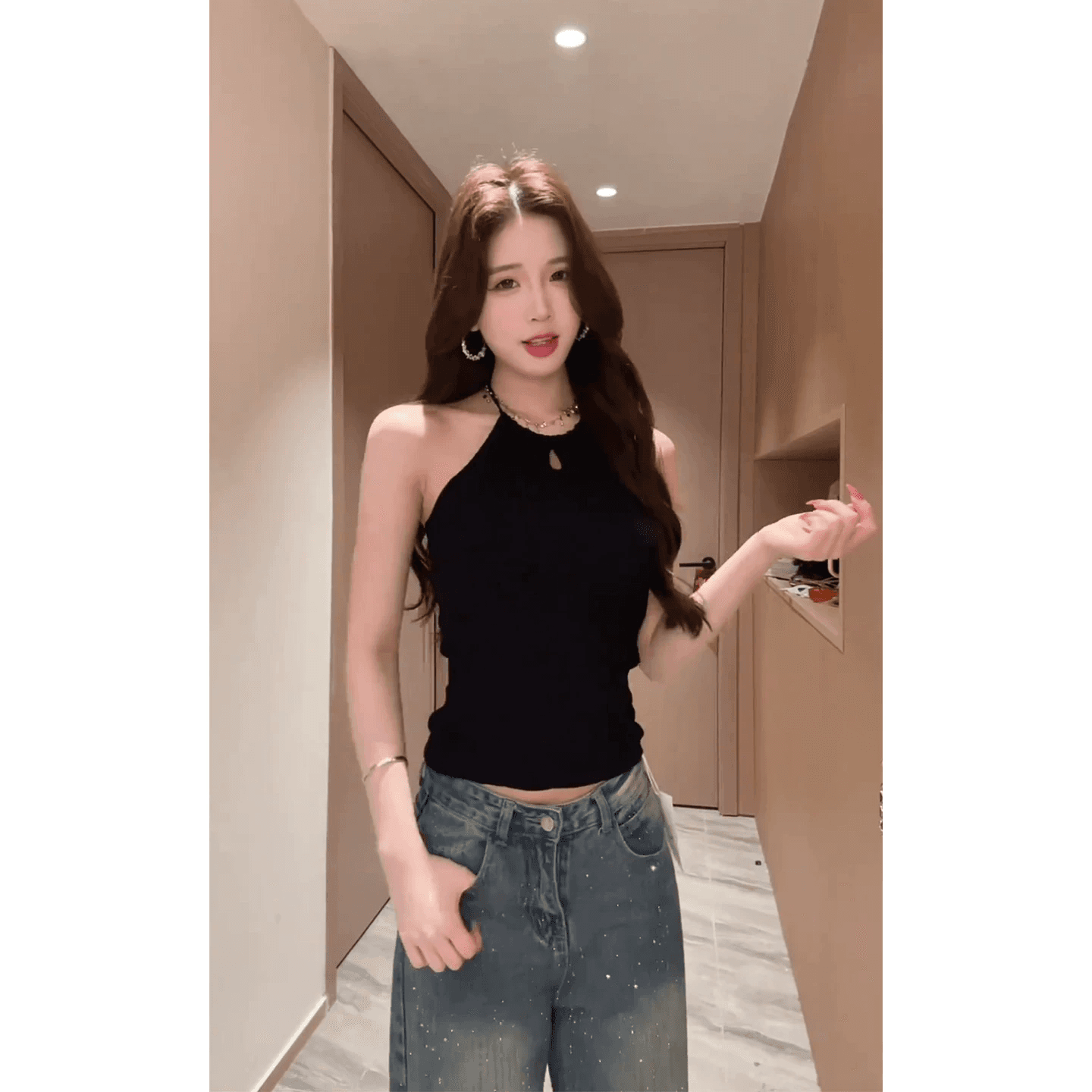 조끼 여성 여름 외출용 2026 한 부서 고유 한 아름다운 디자인 센스 태국 아름다운 작은 슬링 민소매 쇼트 스타일 맨위 상세 이미지 5