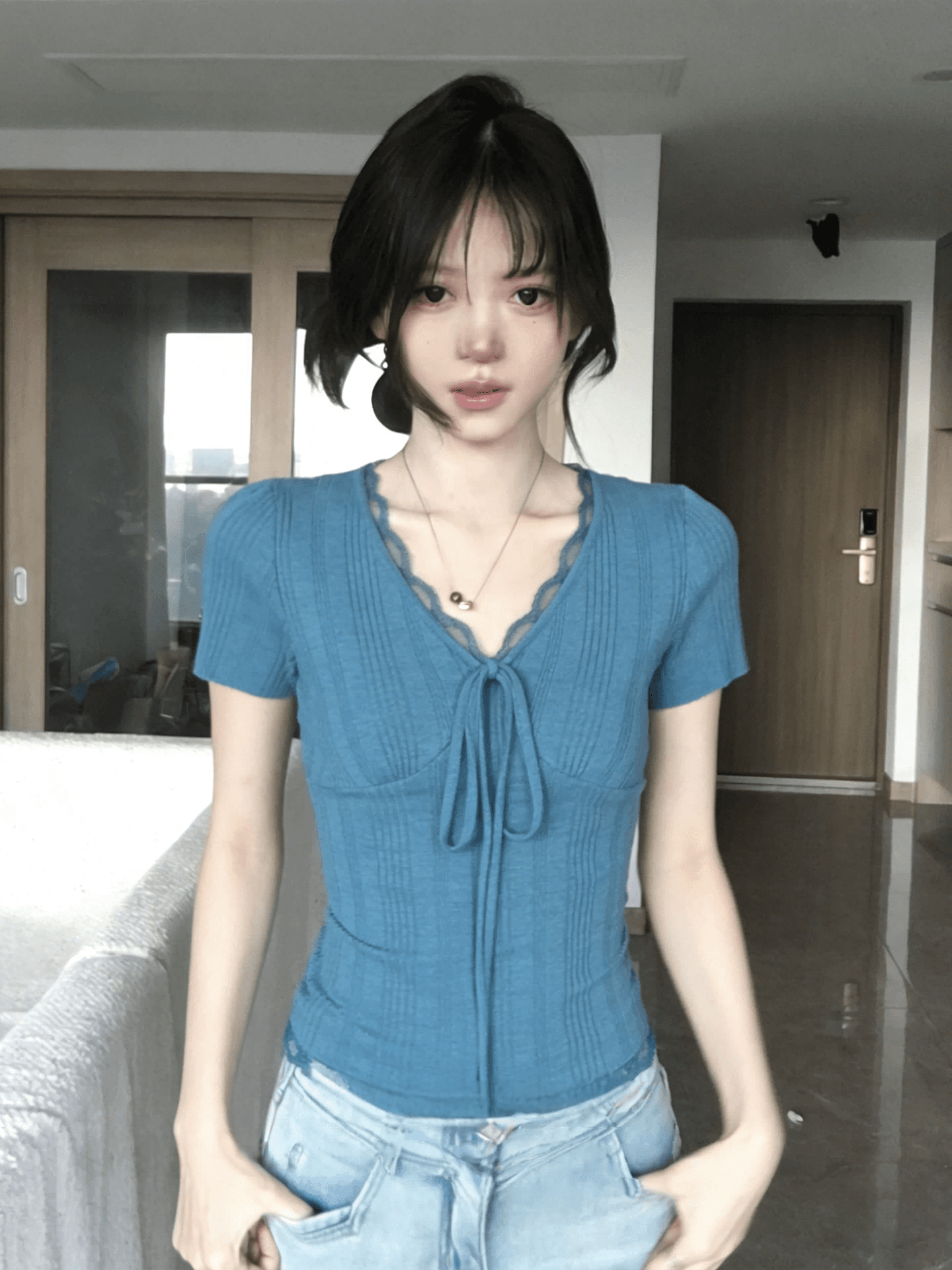 한 부서 파란색 V넥 레이스 레이스 긍정적 인 어깨 반팔 티셔츠 여성 여름 슈퍼 잘 생긴 몸매 가꾸기 슬림해 보이는 chic 작은 맨위 상세 이미지 5