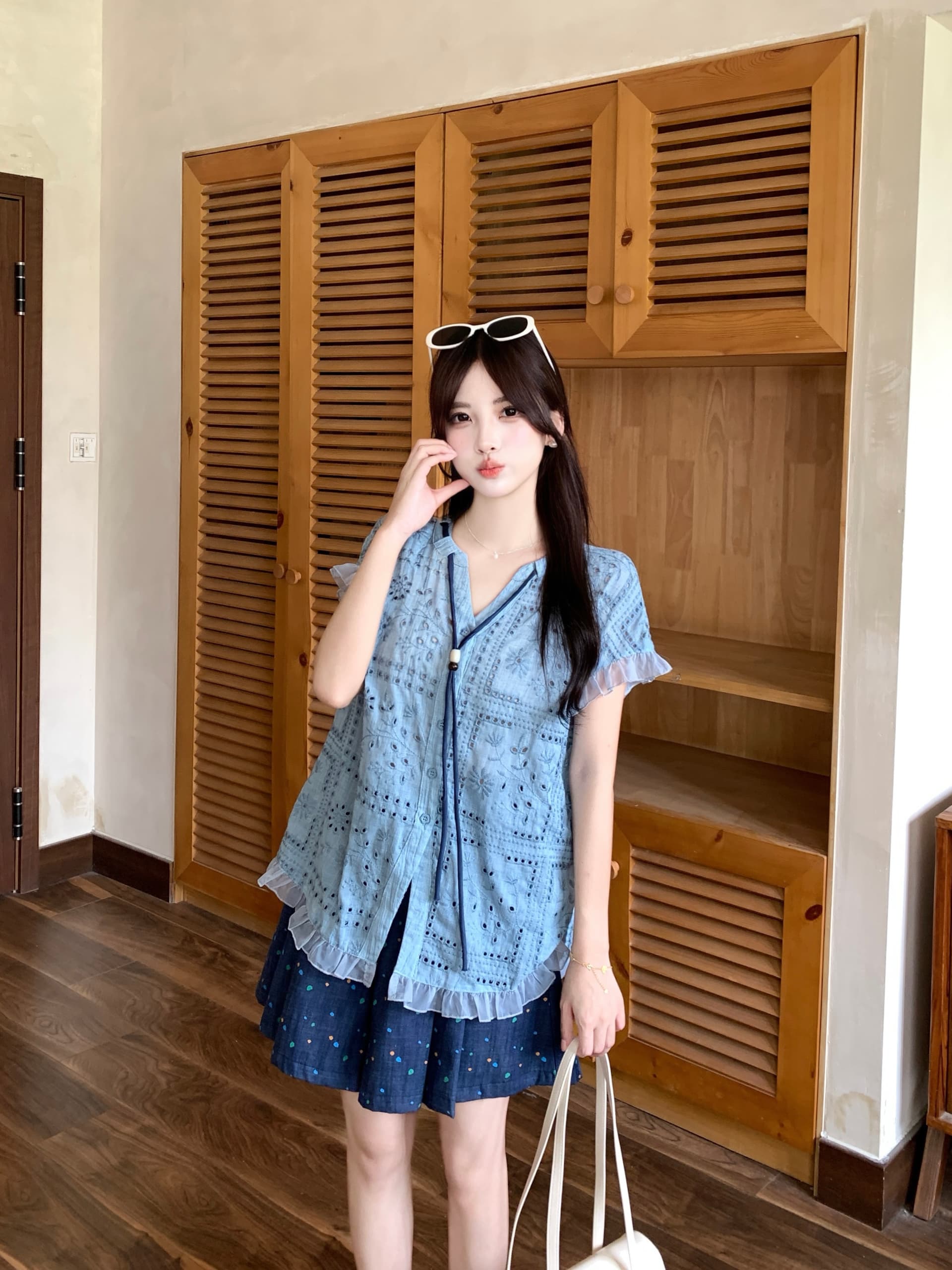 실사 여름 디자인 센스 홀로우 아웃 외국 가스 다용도 레트로 가져 가라. 셔츠 도트 무늬 하이웨이스트 넓은 다리 데님 한 마디 바지 상세 이미지 13