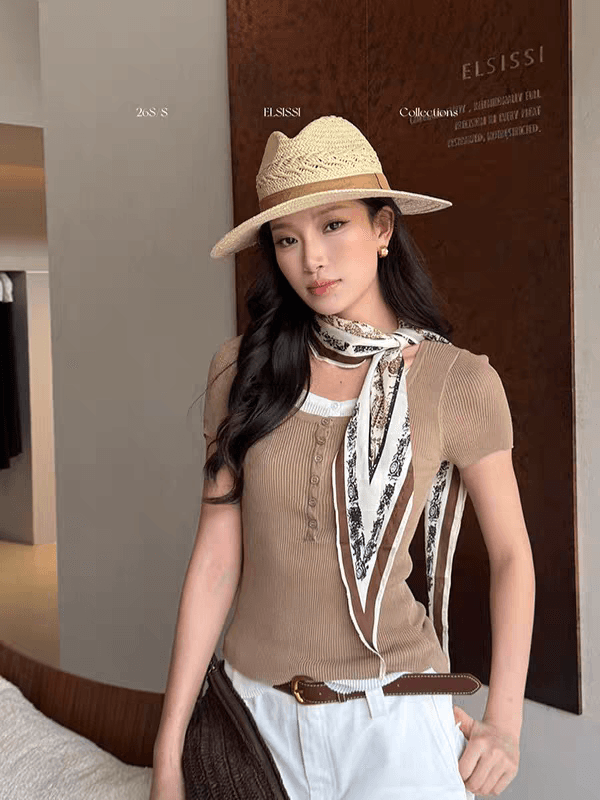 출퇴근 미니멀리즘 바람 2026 여름 새로운 페이크 레이어드 몸매 가꾸기 반팔 티셔츠 화이트 와이드 레깅스 바지 슬림해 보이는 다용도 이미지 2