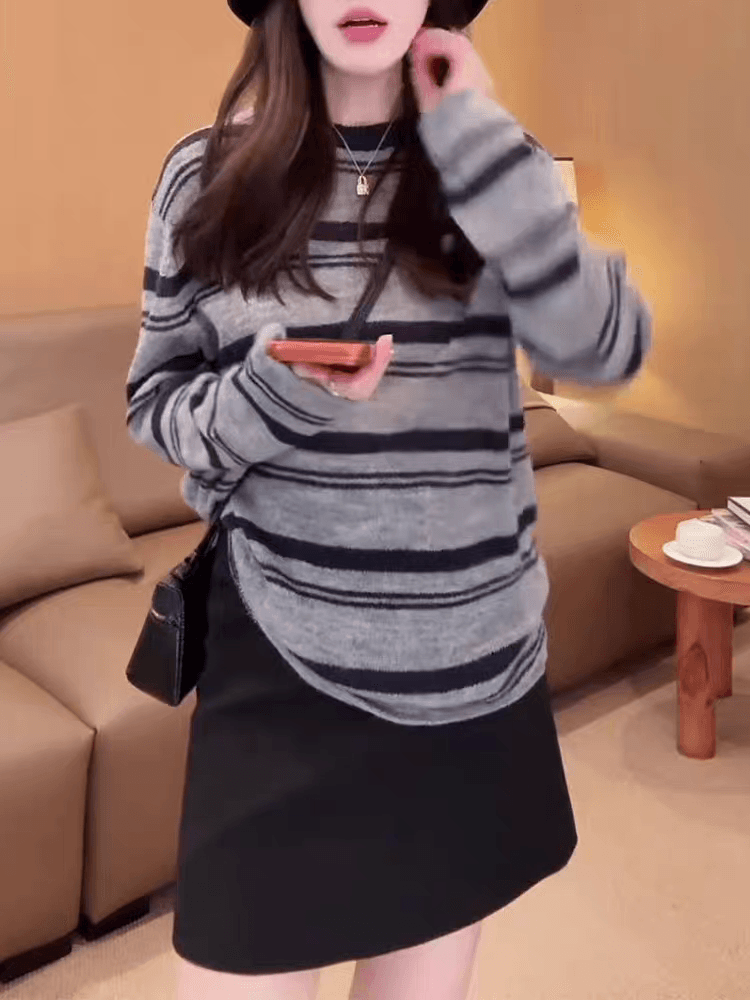 회색 스트라이프 긴팔 니트 스웨터 여성 가을 외출용 기본 셔츠 2026 년 새로운 루즈핏 느긋한 품격 맨위 이미지 4