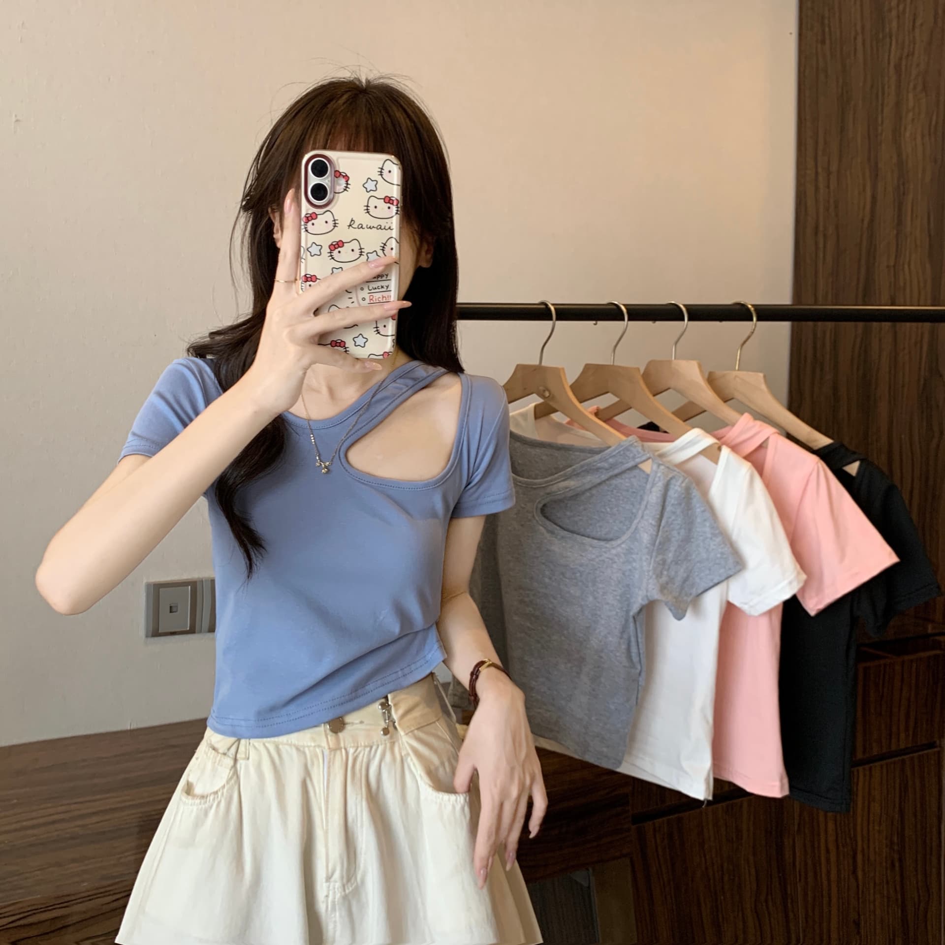 정가 실사 새로운 디자인 센스 홀로우 아웃 처음 쇄골 몸매 가꾸기 슬림해 보이는 디스플레이 높음 쇼트 스타일 반팔 맨위 상세 이미지 1