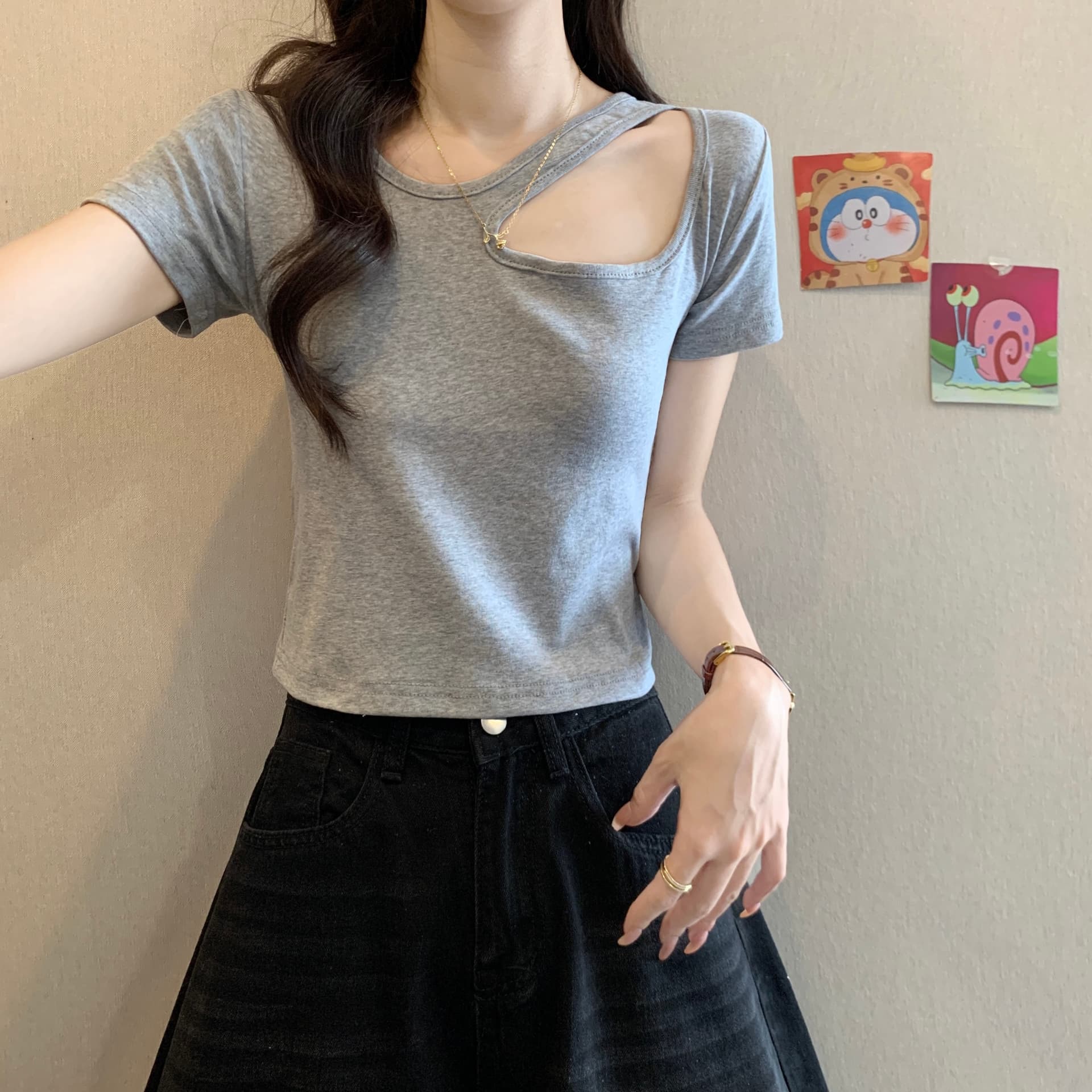 정가 실사 새로운 디자인 센스 홀로우 아웃 처음 쇄골 몸매 가꾸기 슬림해 보이는 디스플레이 높음 쇼트 스타일 반팔 맨위 상세 이미지 22