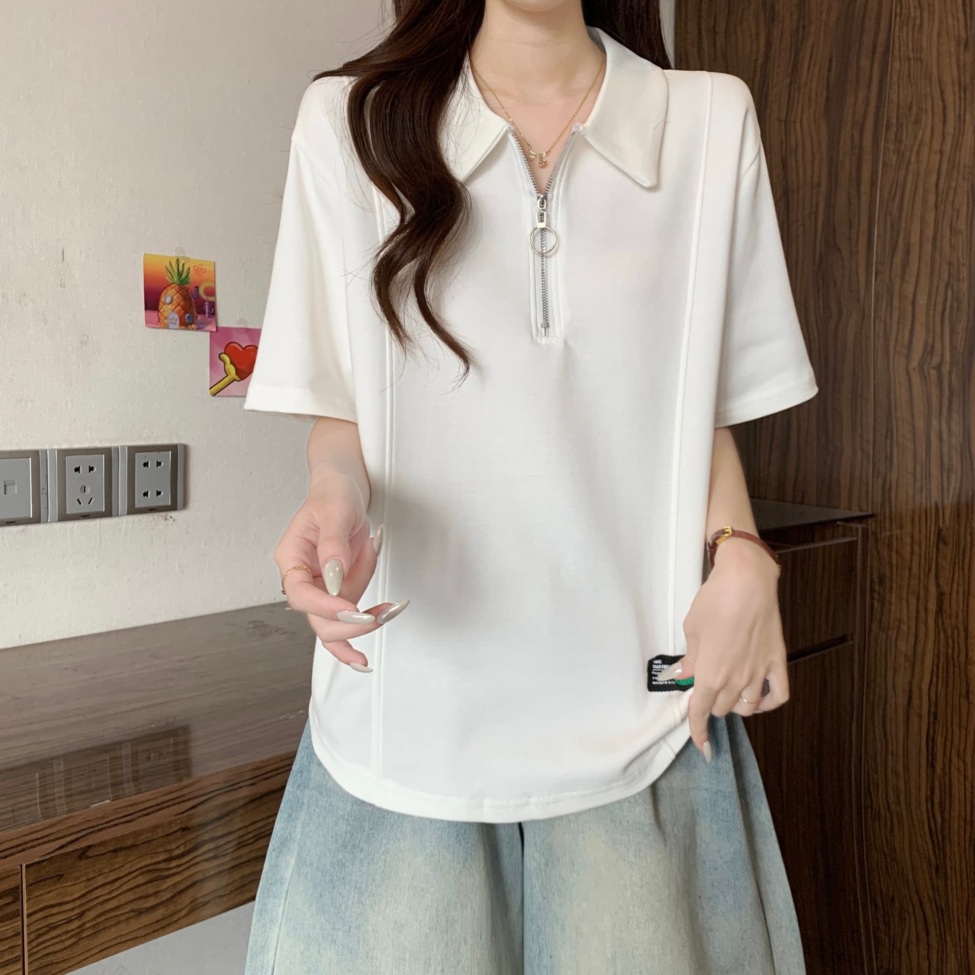 디자인 센스 POLO 칼라 하프 지퍼 긍정적 인 어깨 반팔 티셔츠 여성 여름 새로운 지방 mm 패션 캐주얼 슬림해 보이는 다용도 의류 상세 이미지 22