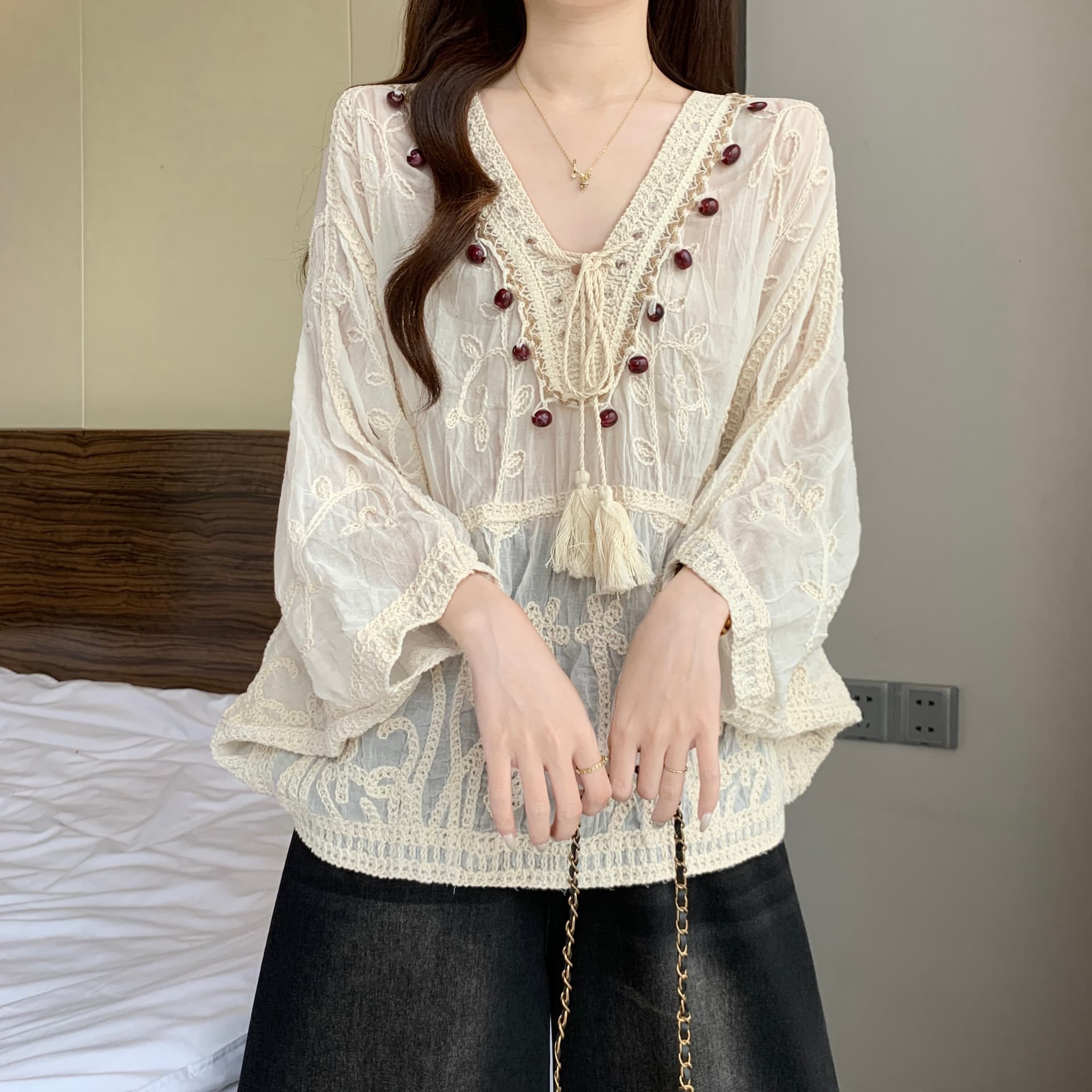 보헤미안 바람 자수 자수 레이스 블라우스 여성 여름 새로운 지방 mm 루즈핏 표지 배 연령 감소 슬림해 보이는 태양 보호 셔츠 상세 이미지 9