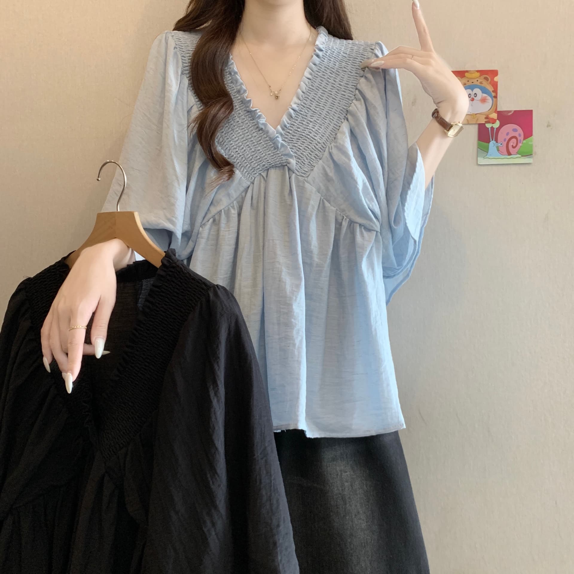 프랑스식 고급 주름 V넥 긍정적 인 어깨 반팔 여성 셔츠 여름 새로운 지방 mm 루즈핏 슬림해 보이는 연령 감소 다용도 맨위 상세 이미지 2