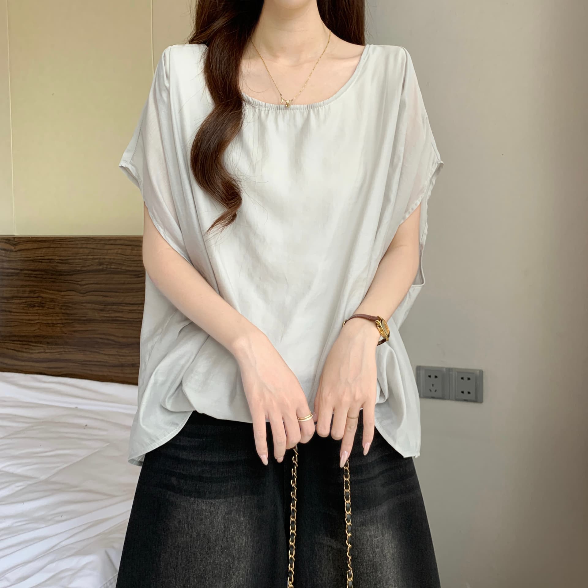 고급 센스 불규칙 언더 바르게 되다 어깨 반팔 여성 셔츠 여름 새로운 지방 mm 루즈핏 표지 배 아름다운 고유 한 맨위 상세 이미지 20