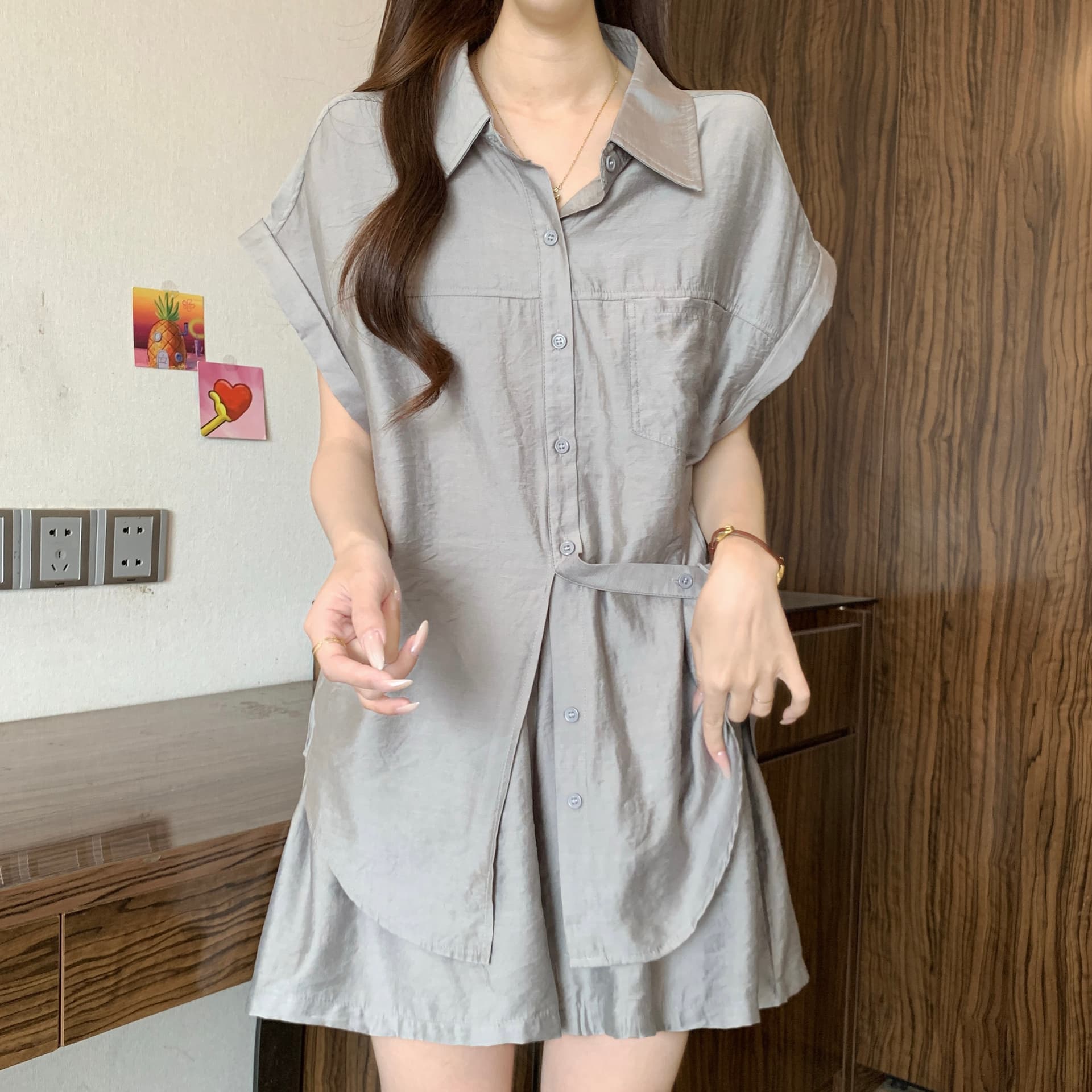 불규칙 패션 셔츠 세트 여성 여름 새로운 지방 mm 스트랩 허리 수축 슬림해 보이는 셔츠 와이드 레그 팬츠 투피스 세트 이미지 6