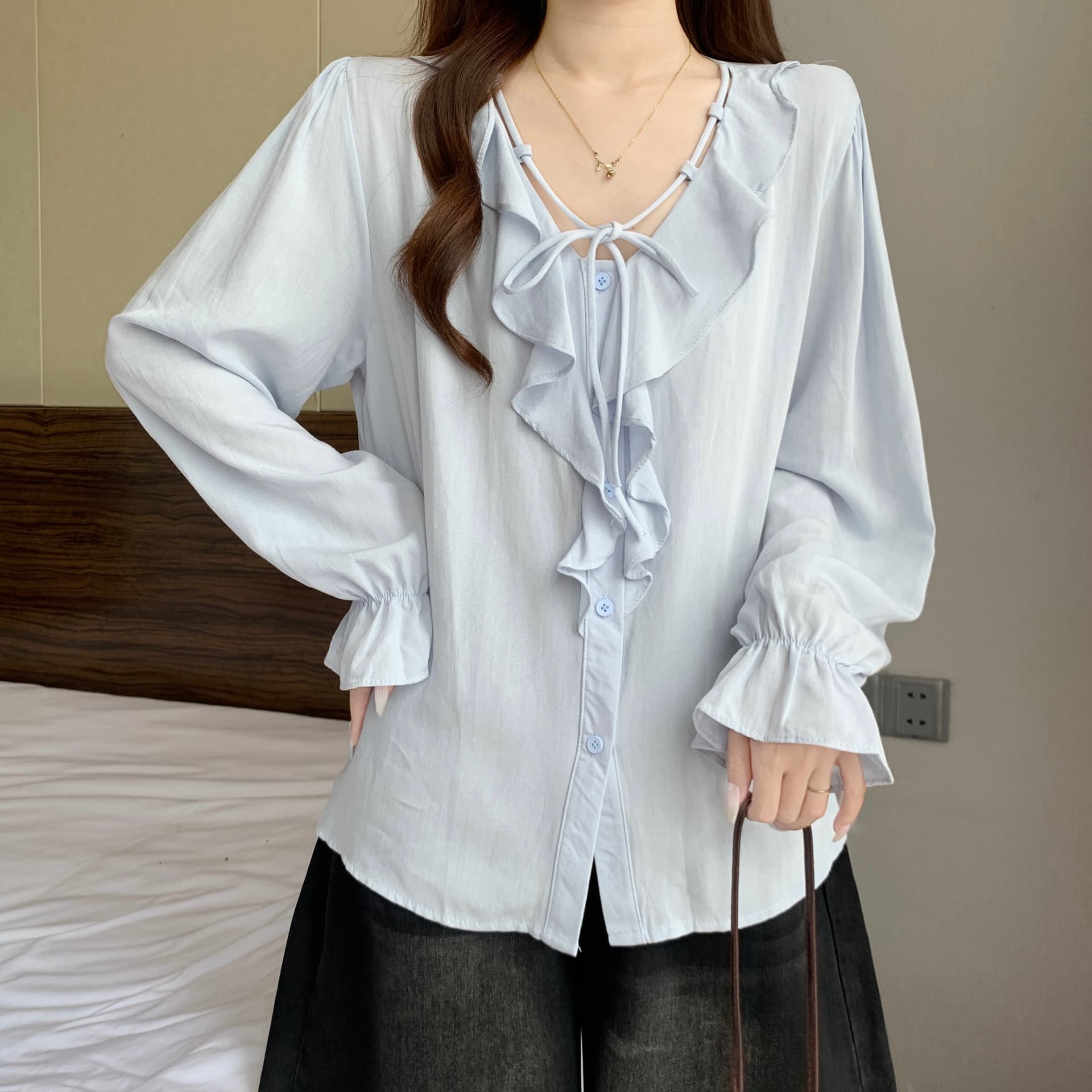 이른 가을 새로운 고급 센스 프릴 긍정적 인 어깨 긴팔 셔츠 2026 빅 사이즈 지방 mm 품격 슬림해 보이는 고유 한 맨위 상세 이미지 20