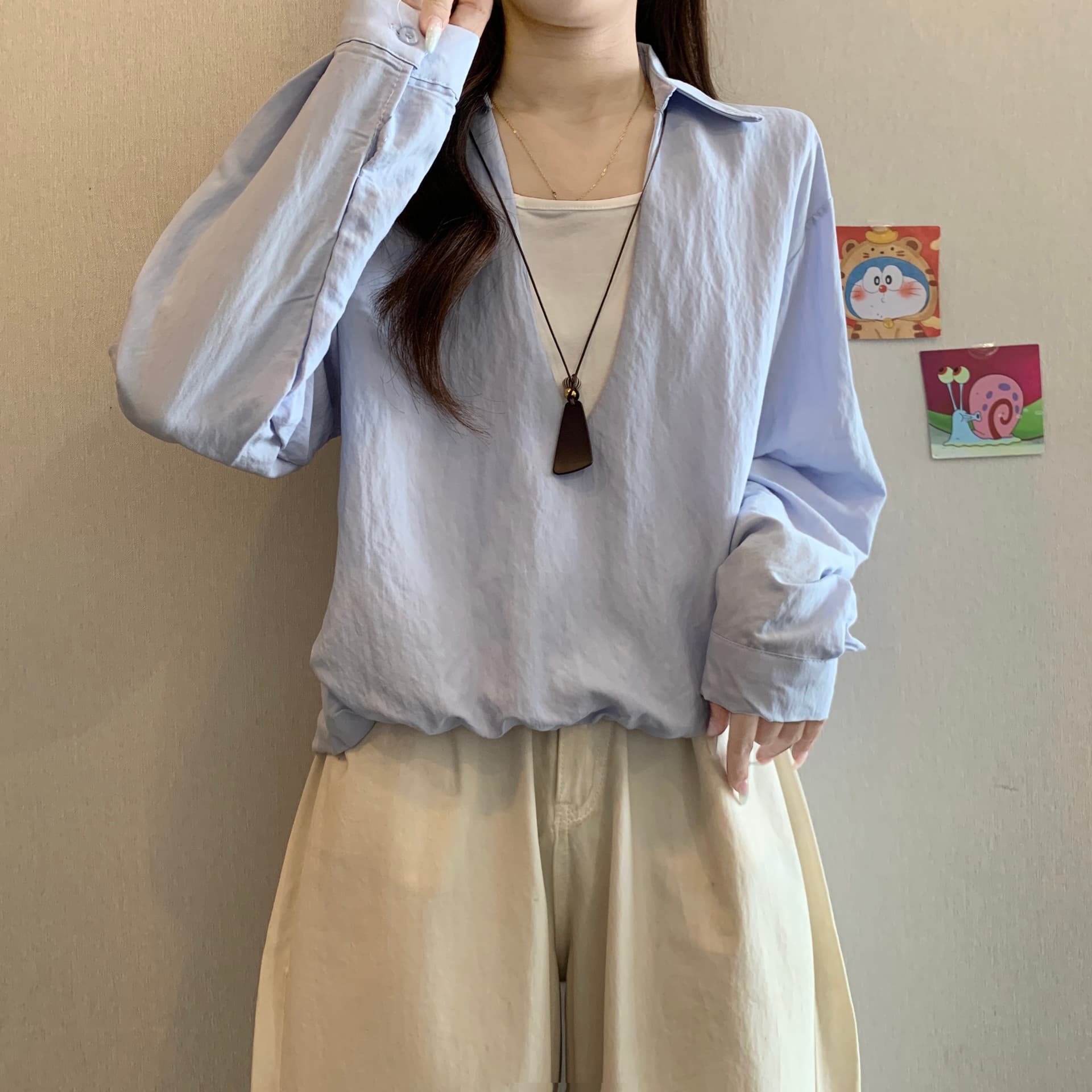 페이크 레이어드 배색 V넥 긍정적 인 어깨 긴팔 여성 셔츠 가을 새로운 지방 mm 디자인 센스 루즈핏 슬림해 보이는 다용도 맨위 상세 이미지 8