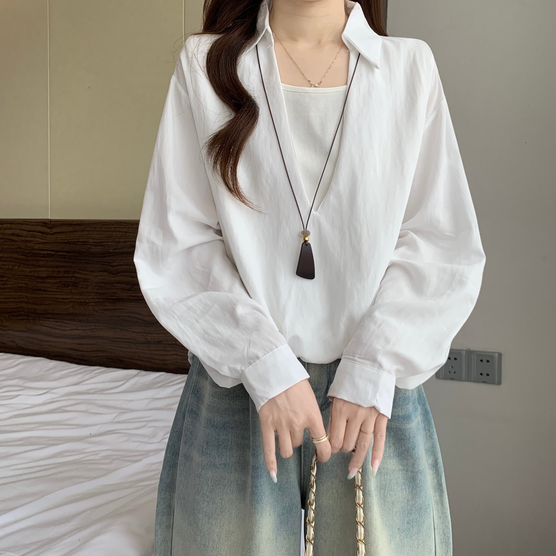 디자인 센스 페이크 레이어드 배색 V넥 긴팔 여성 셔츠 가을 새로운 지방 mm 루즈핏 슬림해 보이는 품격 다용도 맨위 상세 이미지 24