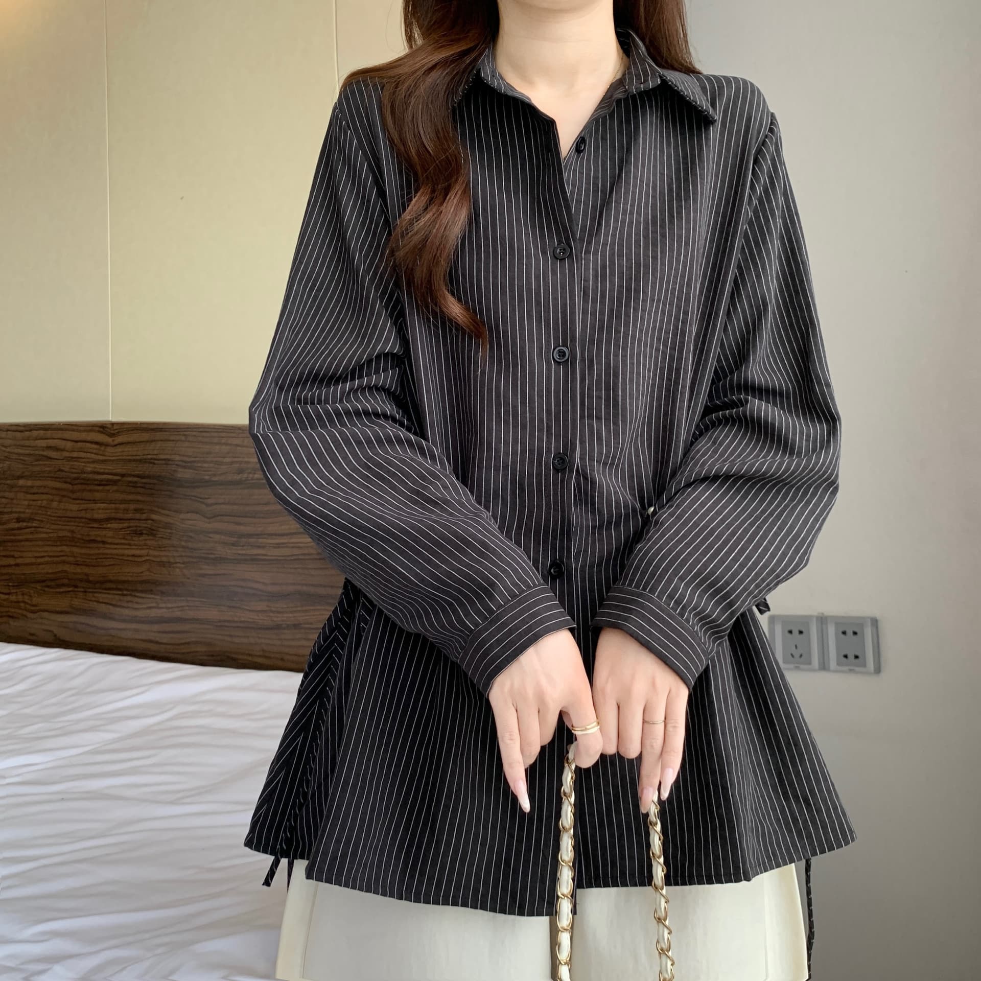 디자인 센스 레이스업 비즈 POLO 칼라 긍정적 인 어깨 긴팔 여성 셔츠 가을 새로운 지방 mm 허리 수축 슬림해 보이는 품격 맨위 상세 이미지 9