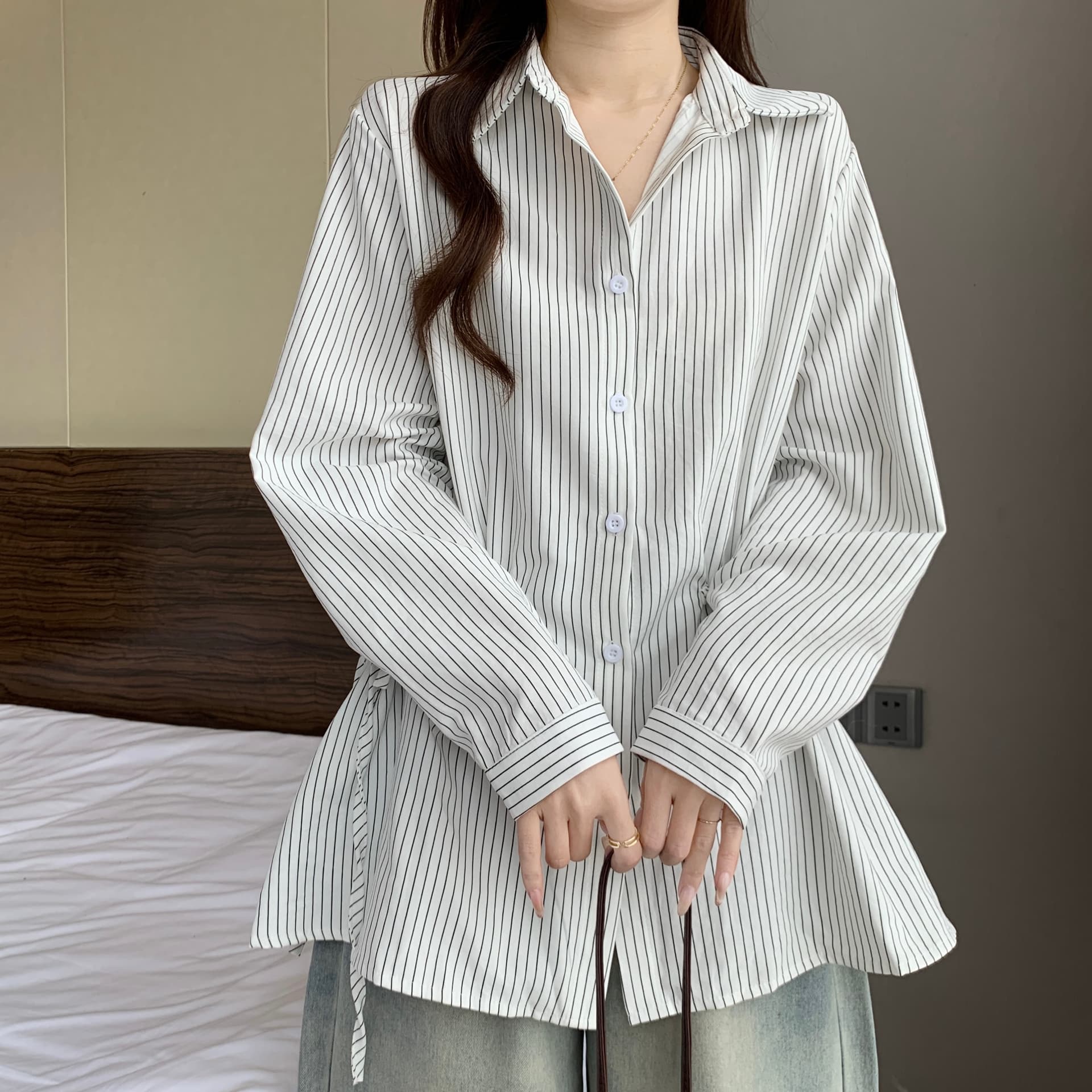 디자인 센스 레이스업 비즈 POLO 칼라 긍정적 인 어깨 긴팔 여성 셔츠 가을 새로운 지방 mm 허리 수축 슬림해 보이는 품격 맨위 상세 이미지 18